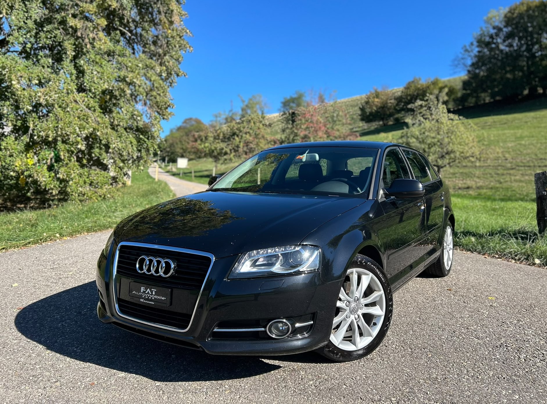 AUDI A3 Sportback 1.4 TFSI Attraction S-tronic-image-0