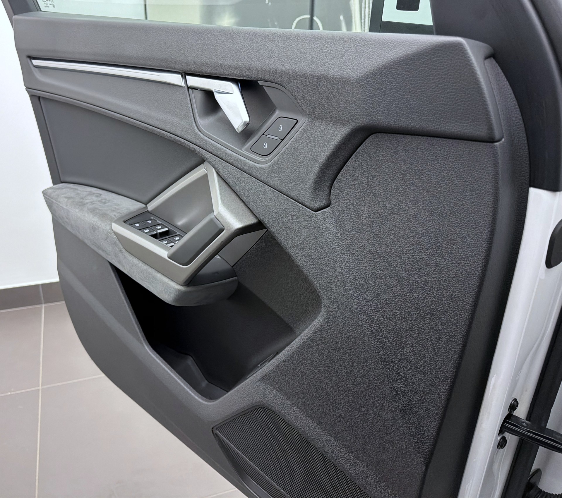 AUDI Q3 35 TFSI S-tronic-image-4
