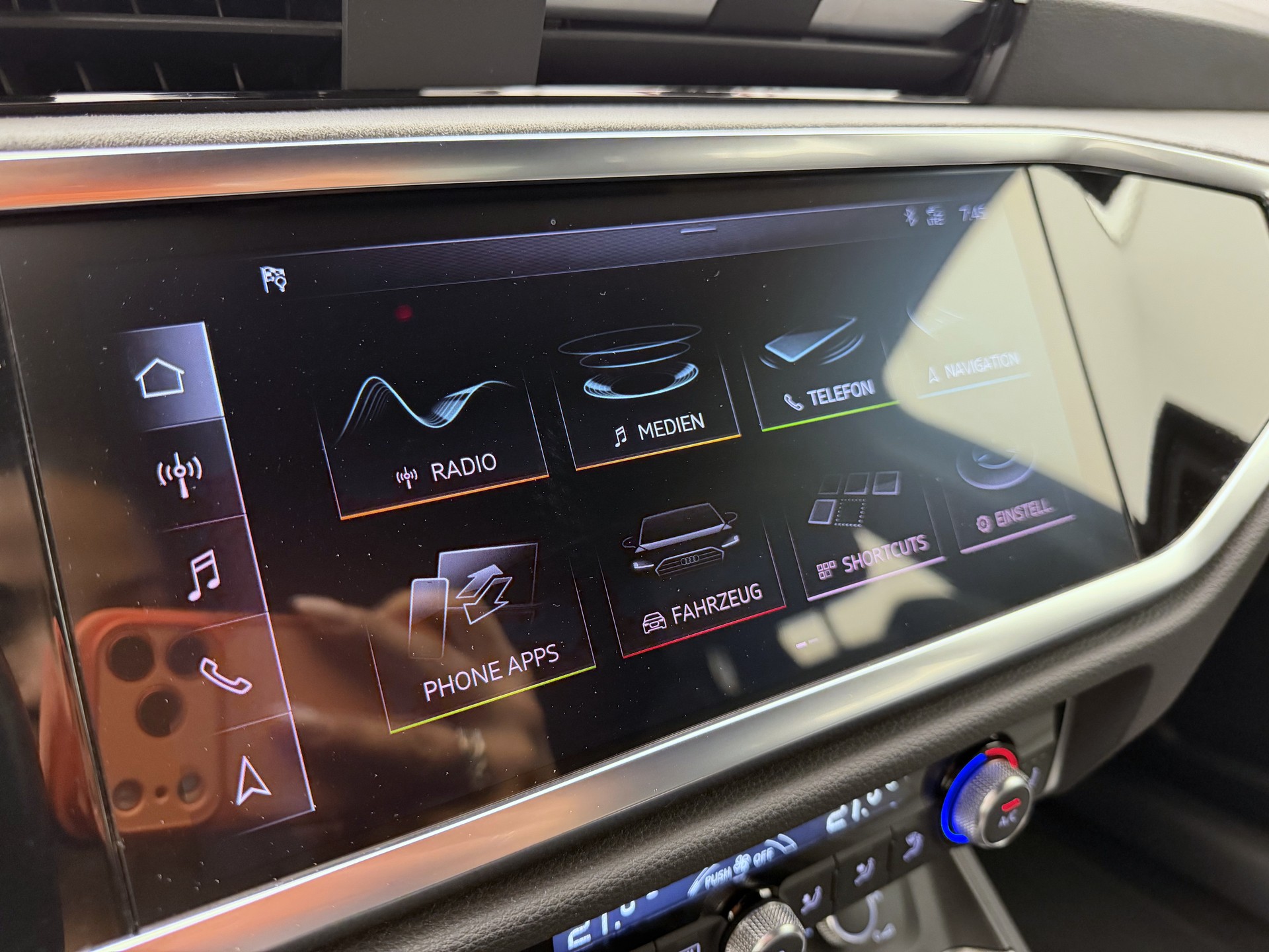 AUDI Q3 35 TFSI S-tronic-image-14