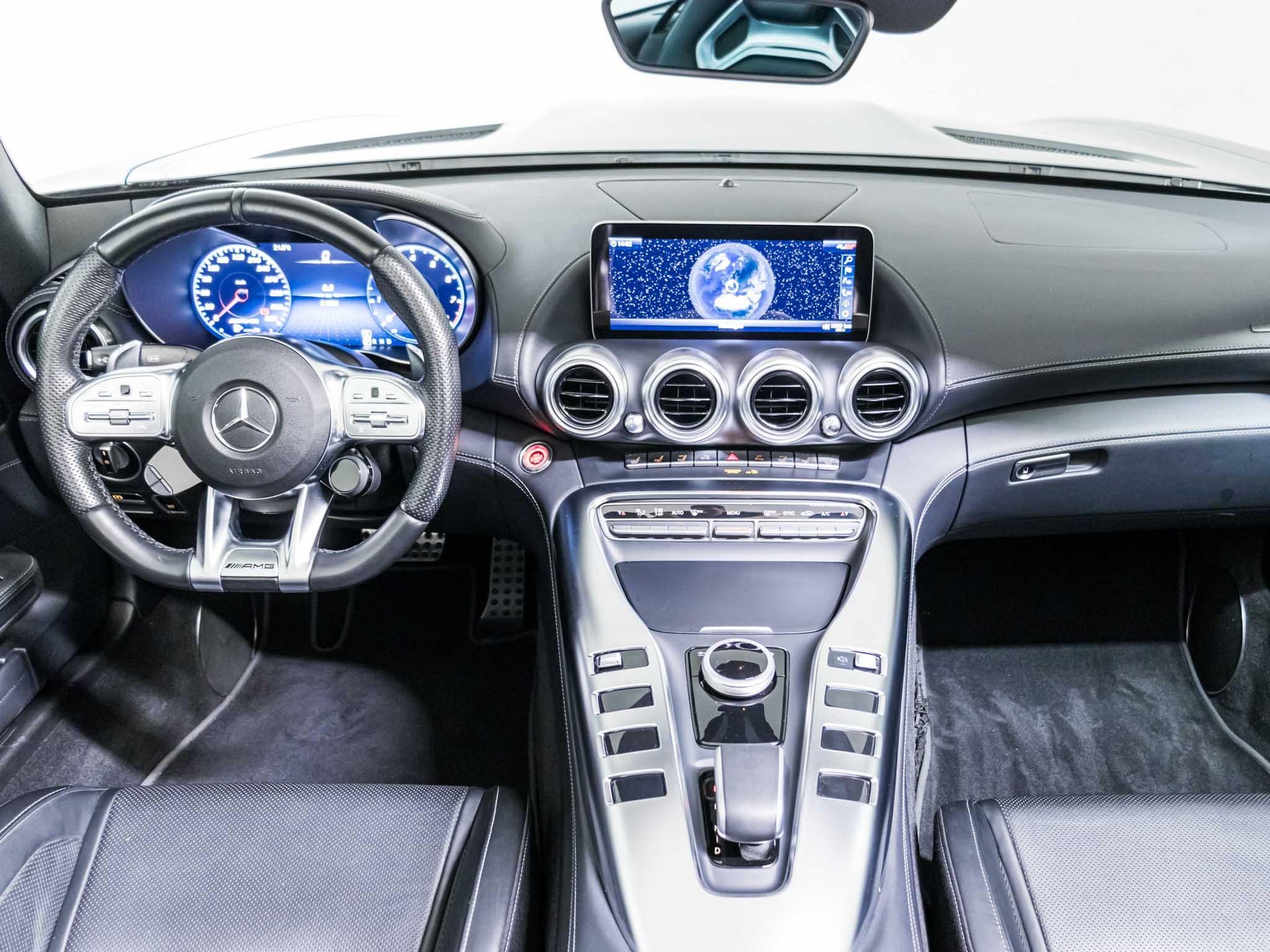 MERCEDES-BENZ AMG GT C Roadster-image-9