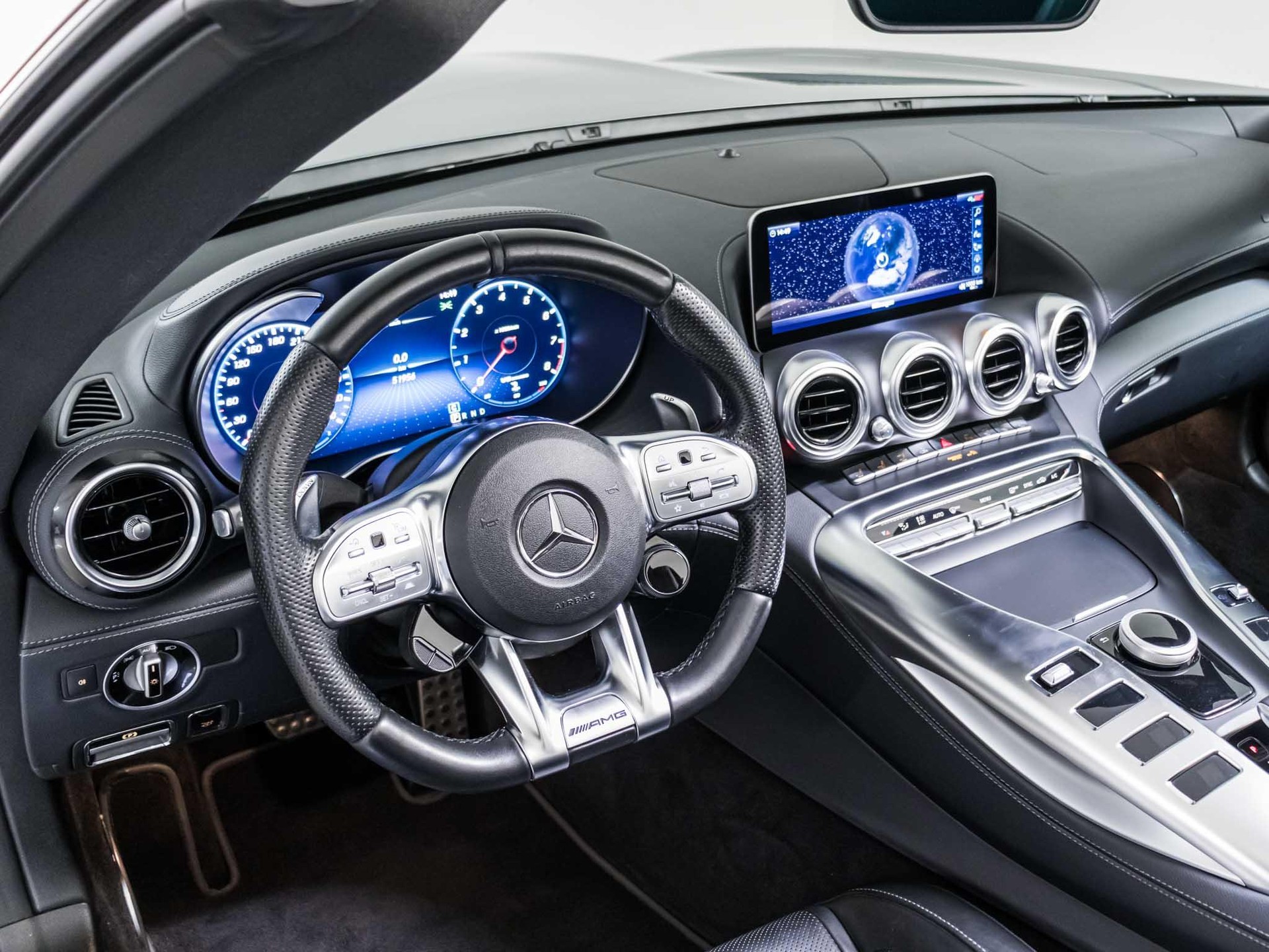 MERCEDES-BENZ AMG GT C Roadster-image-7