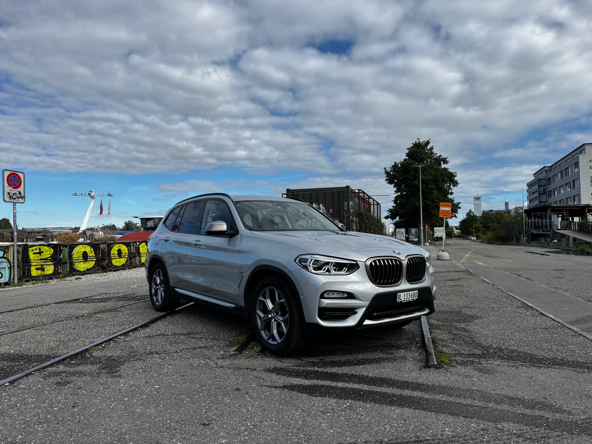 BMW 20d xDrive xLine-image-0