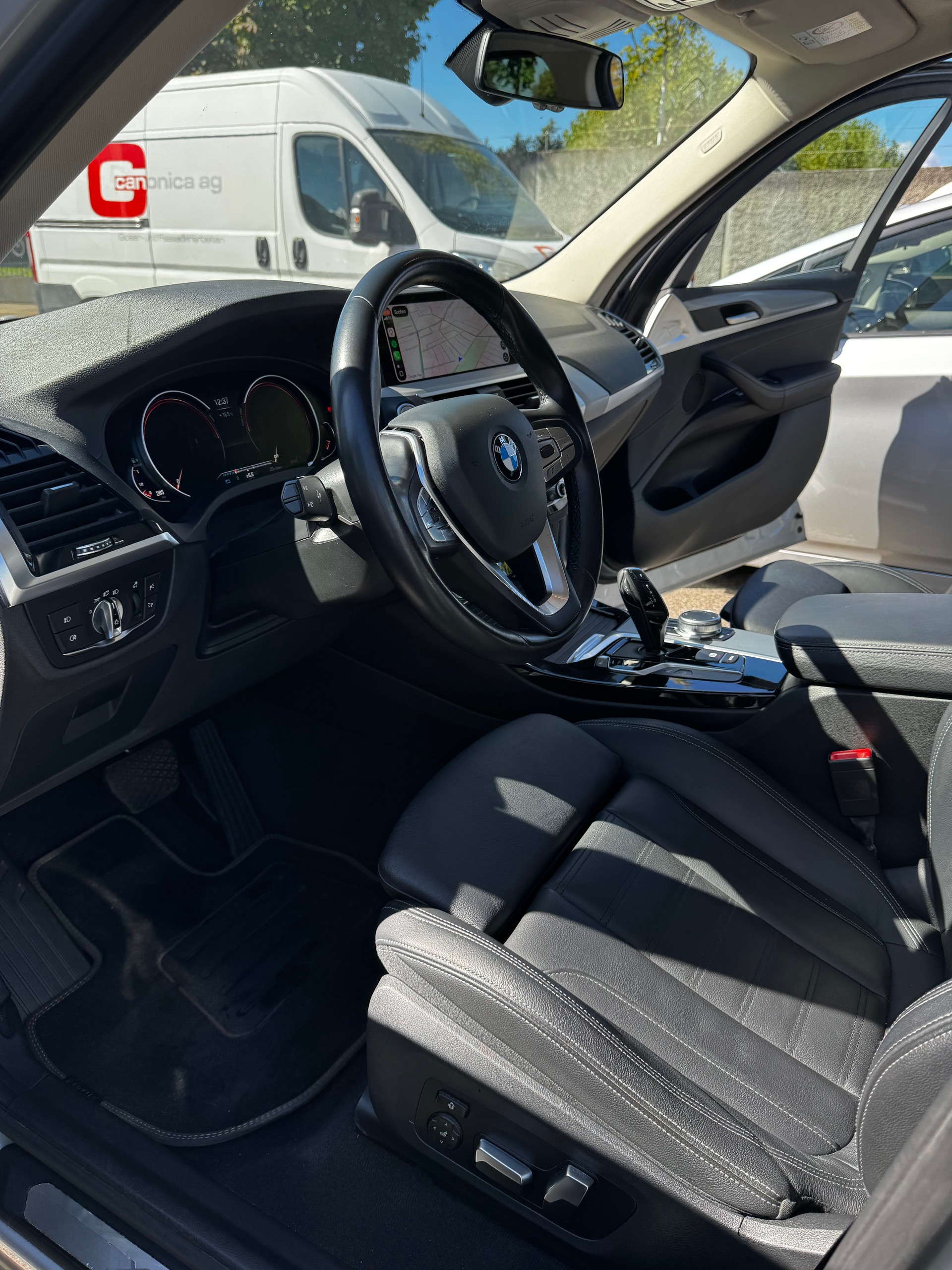 BMW 20d xDrive xLine-image-4