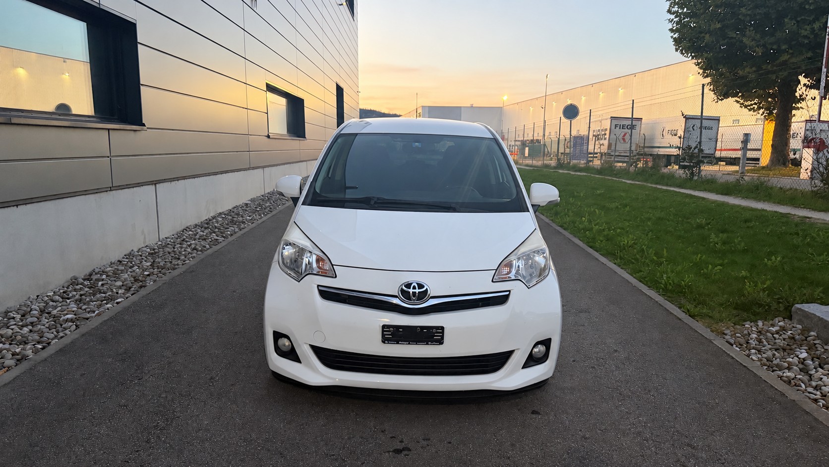 TOYOTA Verso-S 1.33 Luna *Frisch MFK*-image-6