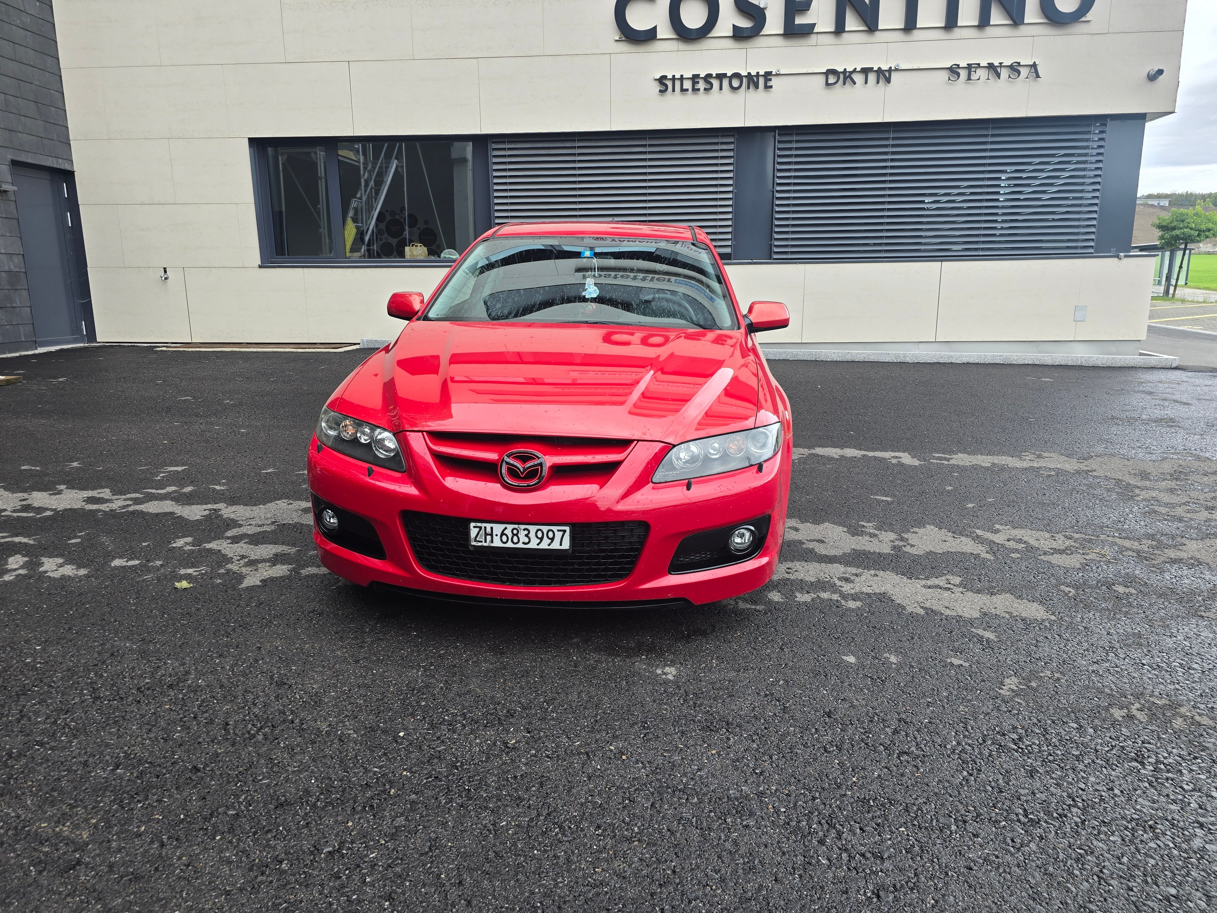Car photo