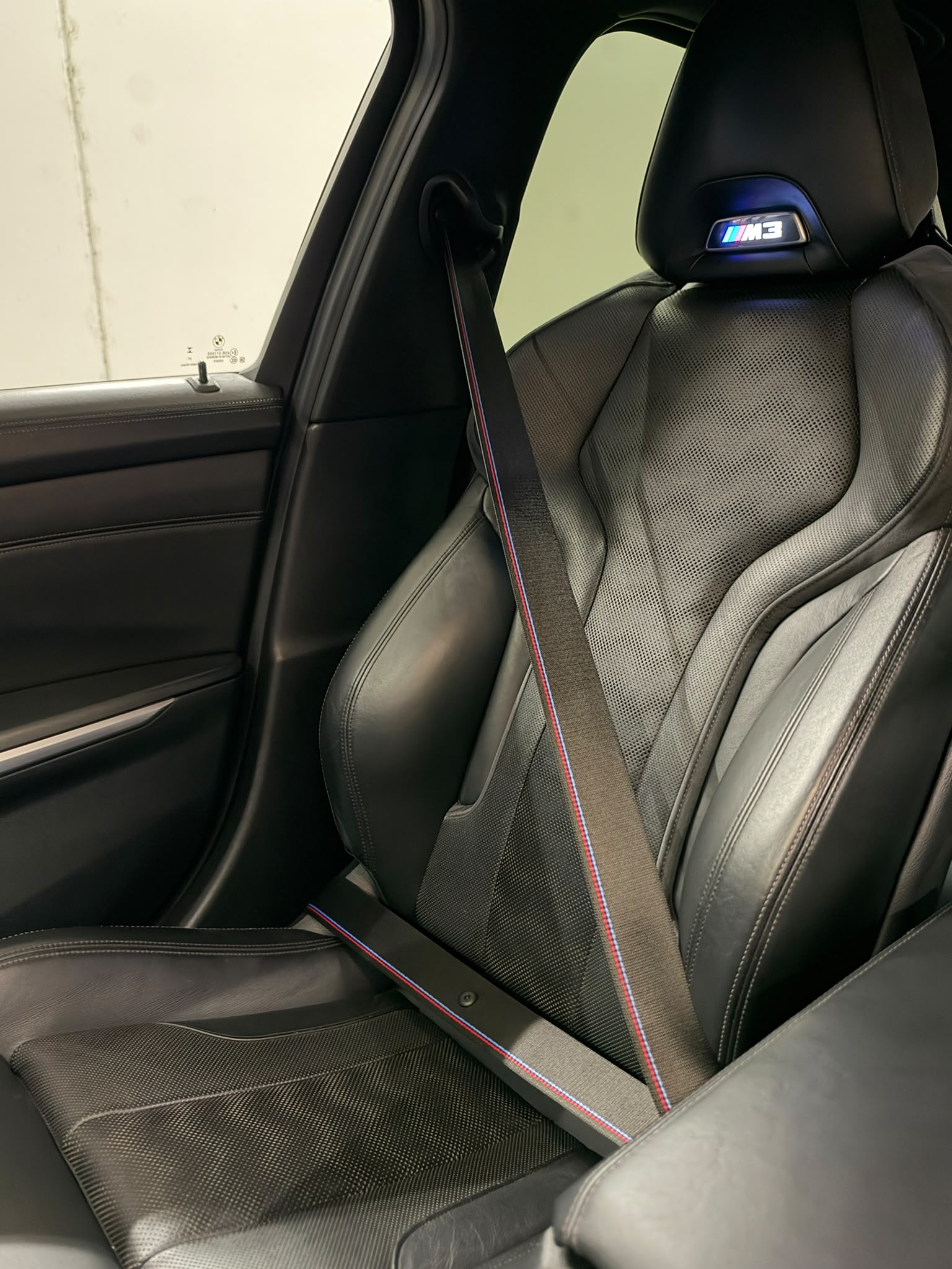 BMW M3 Competition M xDrive-image-12