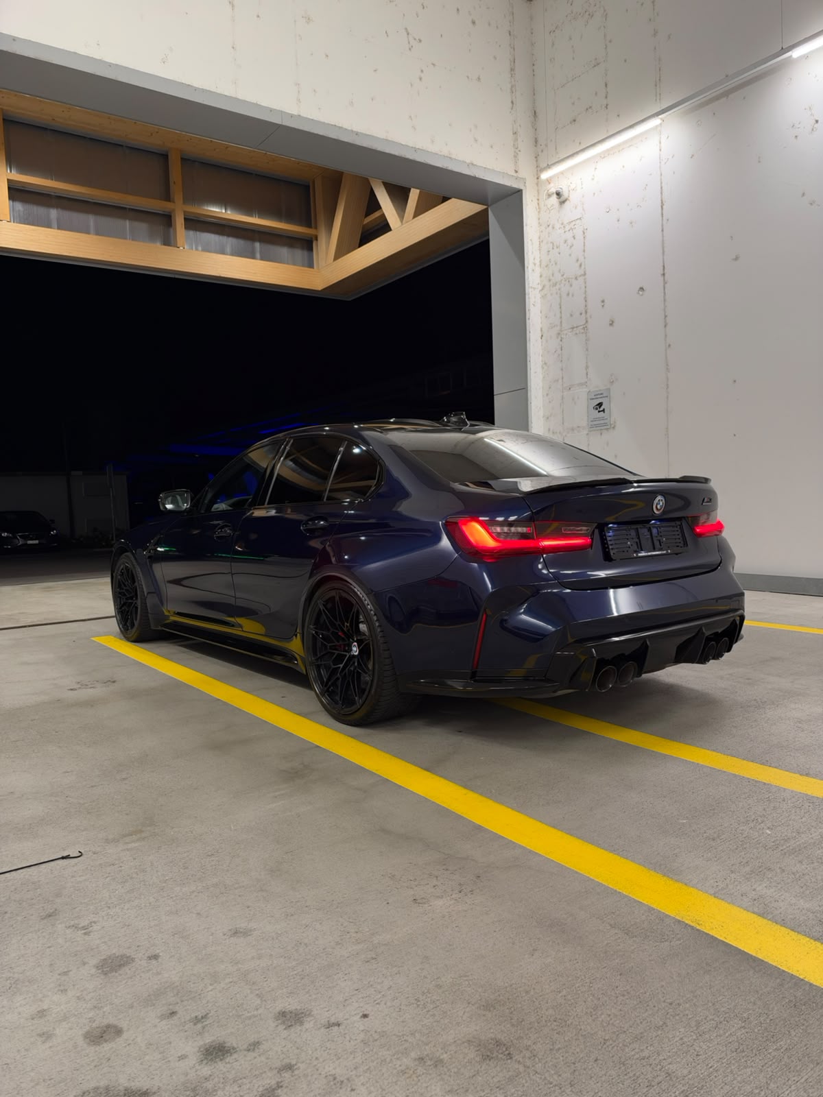 BMW M3 Competition M xDrive-image-5