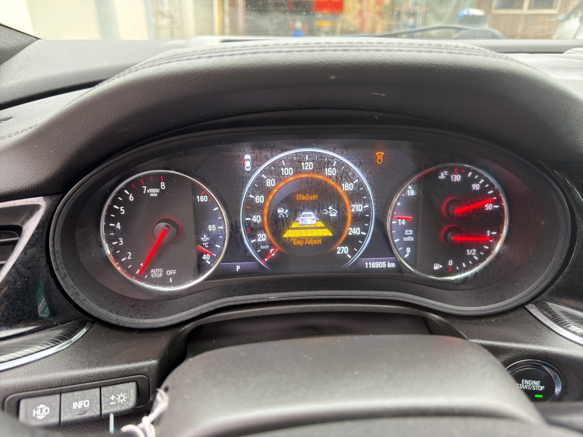 OPEL Insignia 2.0 T Sports Tourer Excellence 4WD Automat.-image-15