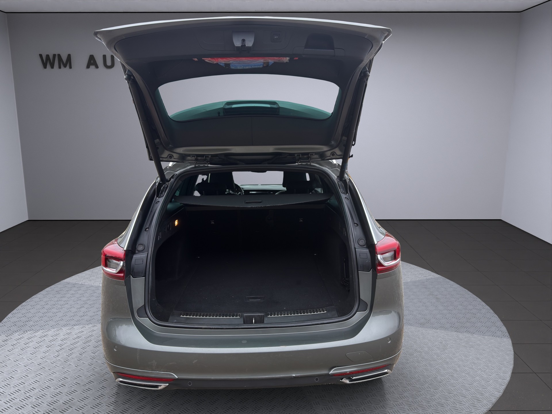 OPEL Insignia 2.0 T Sports Tourer Excellence 4WD Automat.-image-8