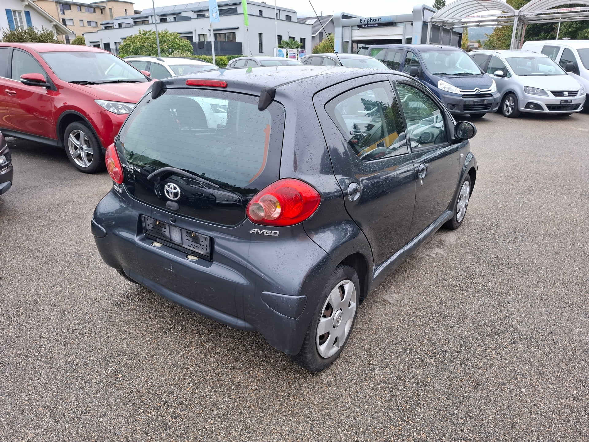 TOYOTA Aygo 1.0 Linea Luna-image-1