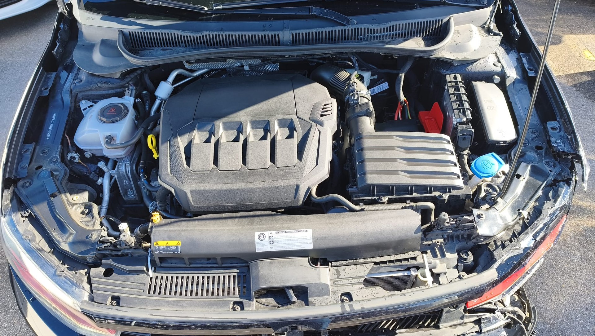 VW Polo 2.0 TSI GTI DSG-image-11