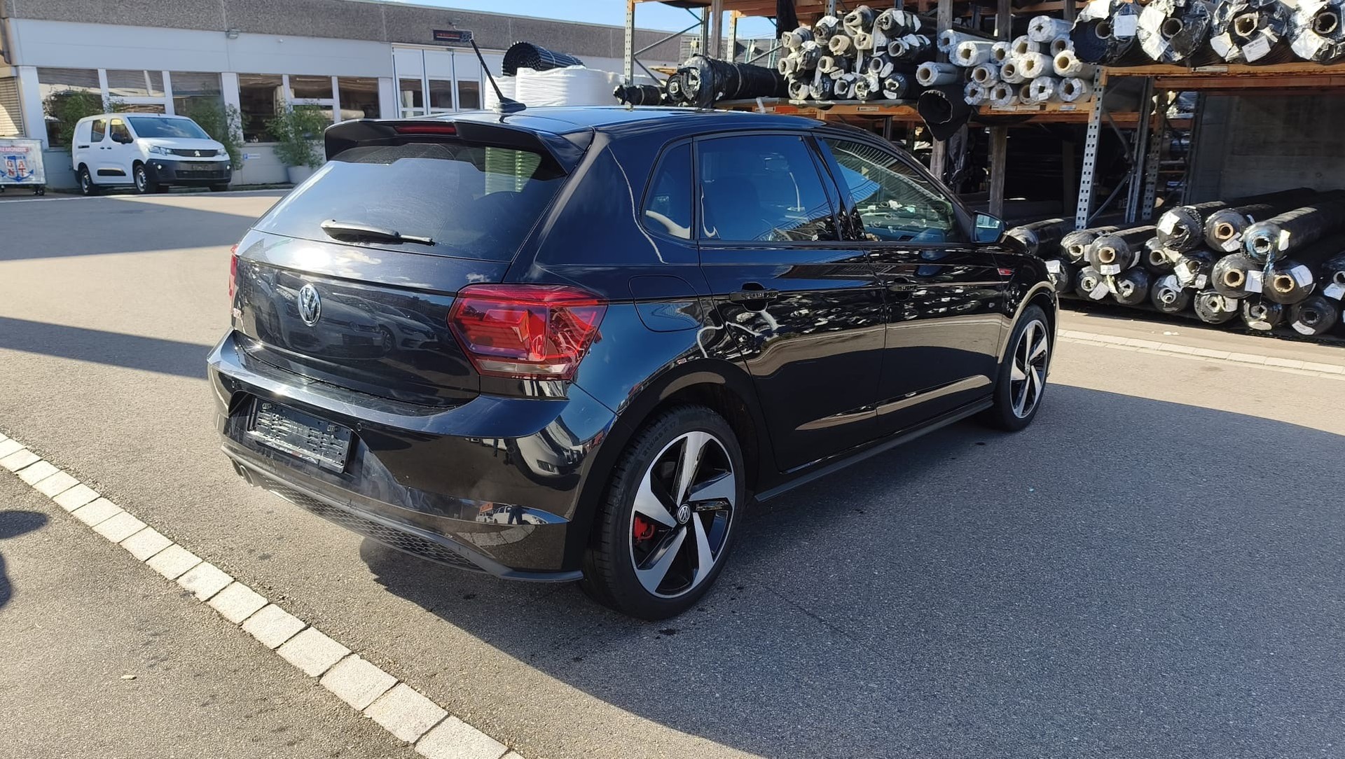 VW Polo 2.0 TSI GTI DSG-image-3
