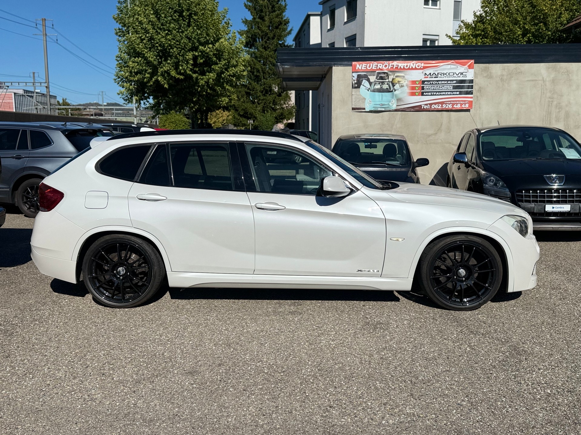 BMW X1 xDrive 28i Steptronic-image-3