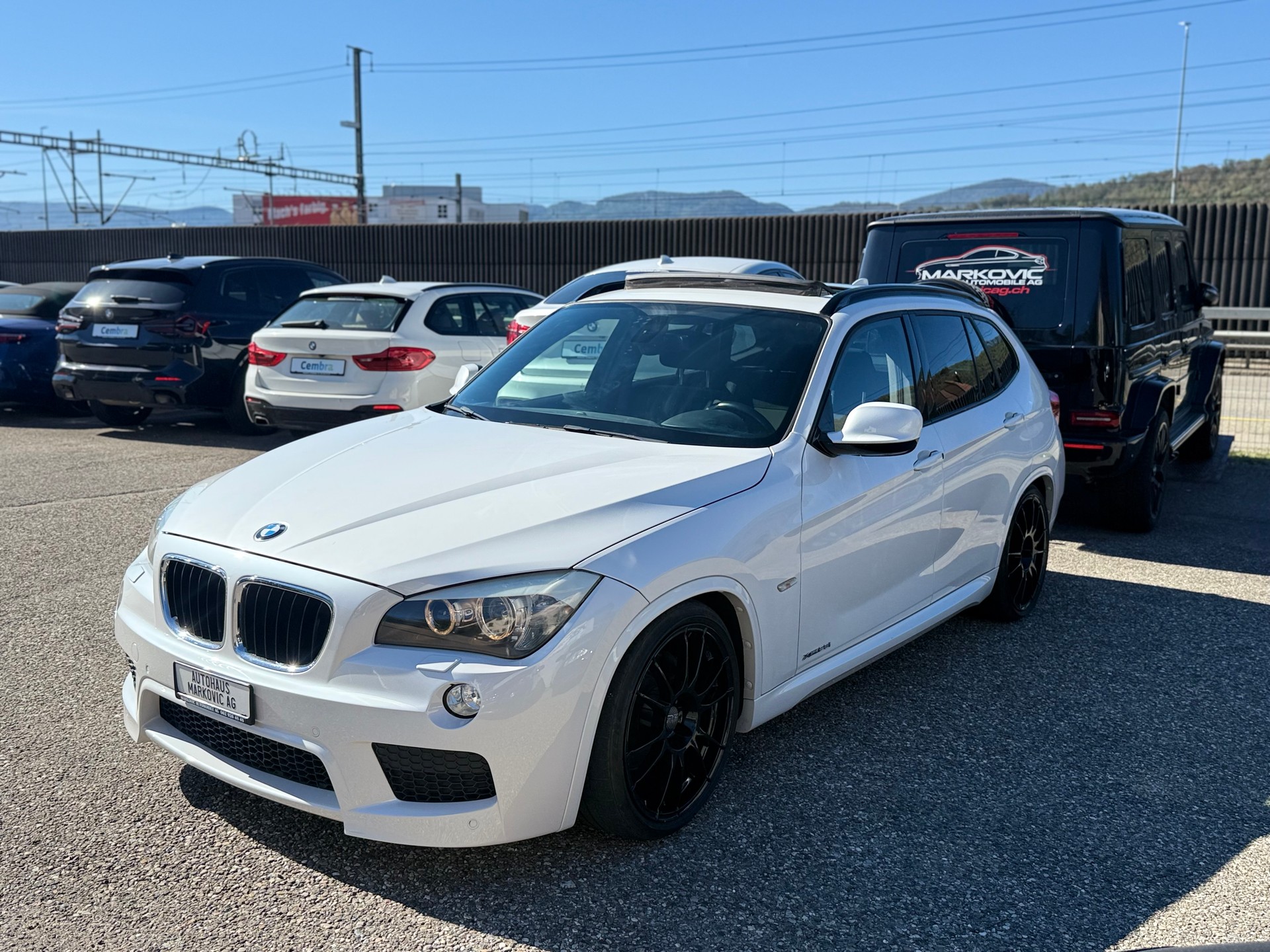 BMW X1 xDrive 28i Steptronic-image-2