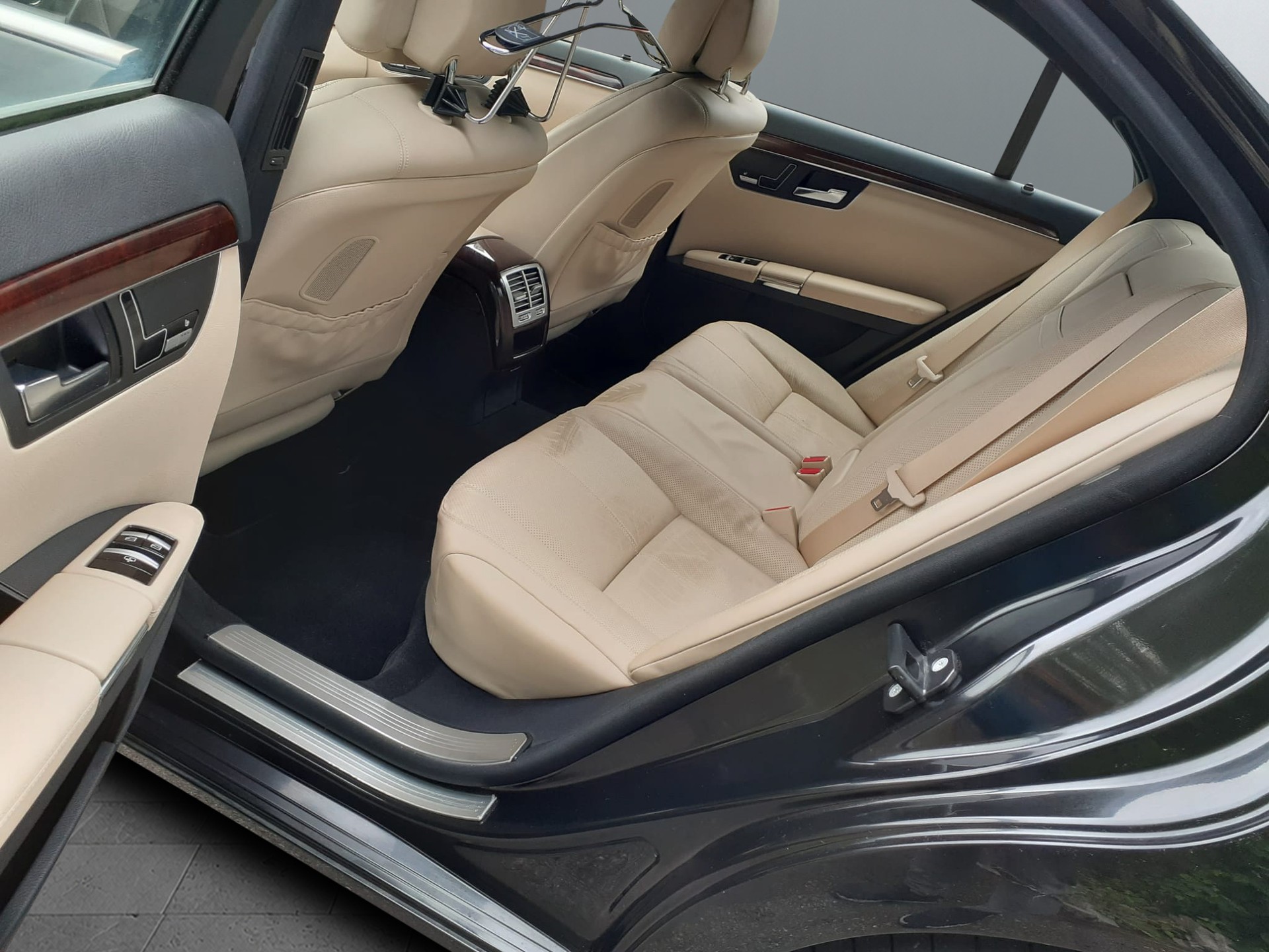 MERCEDES-BENZ S 500 L 4Matic 7G-Tronic-image-15