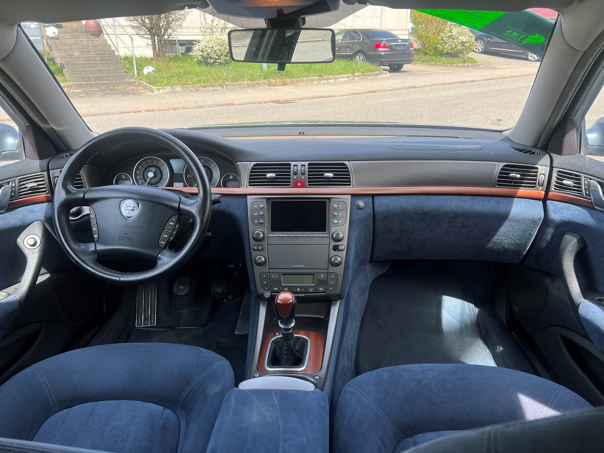 LANCIA Thesis 2.4 JTD Executive-image-9