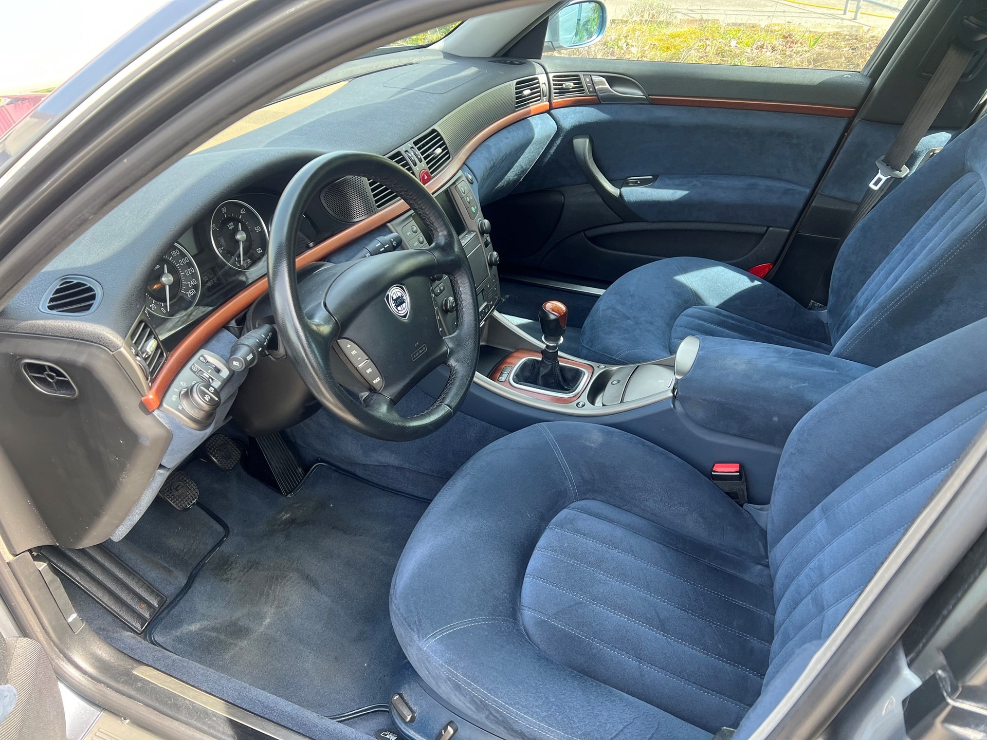 LANCIA Thesis 2.4 JTD Executive-image-7
