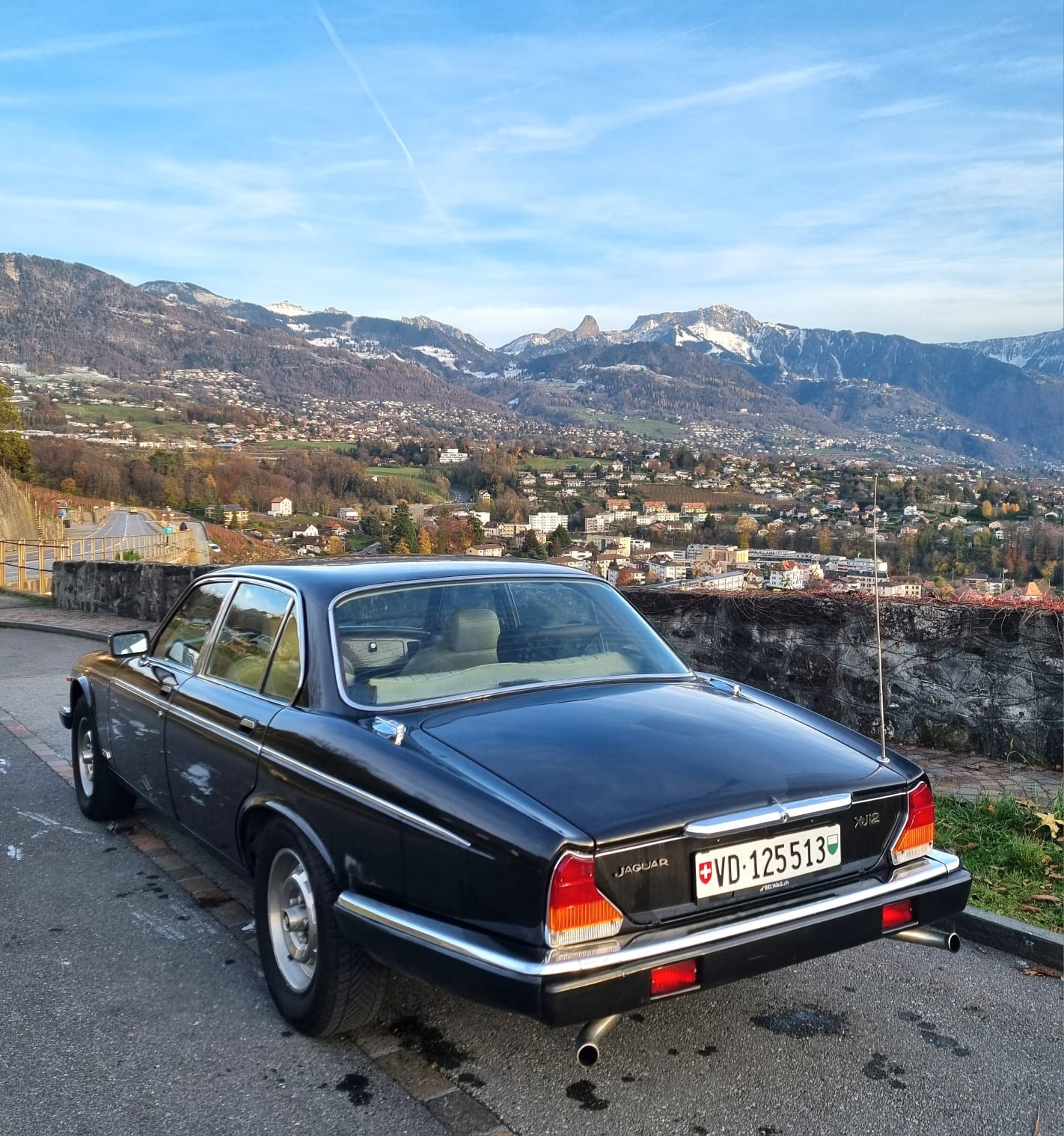 JAGUAR XJ12 5.3 HE Sovereign-image-5
