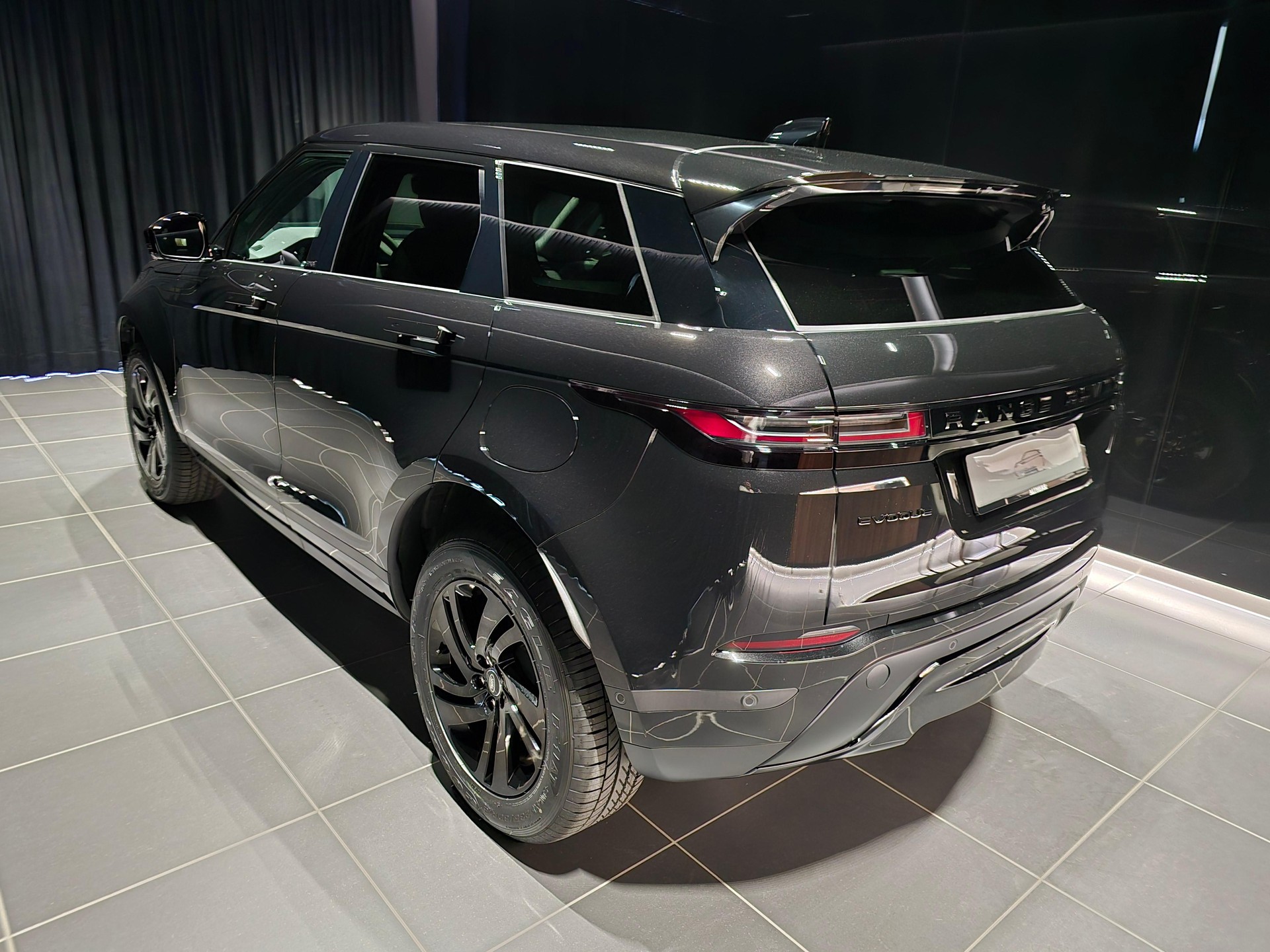 LAND ROVER Range Rover Evoque 1.5 T 300e S-image-2