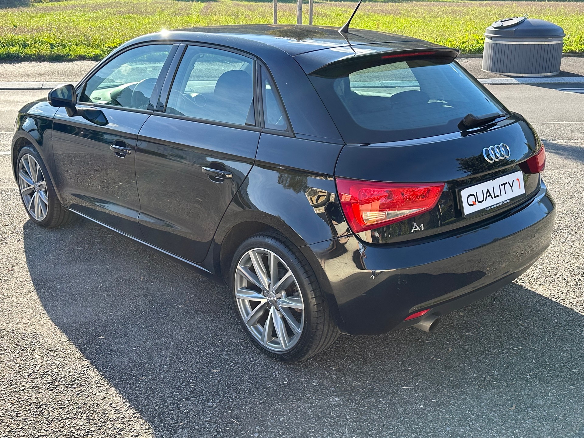 AUDI A1 Sportback 1.2 TFSI Attraction-image-3