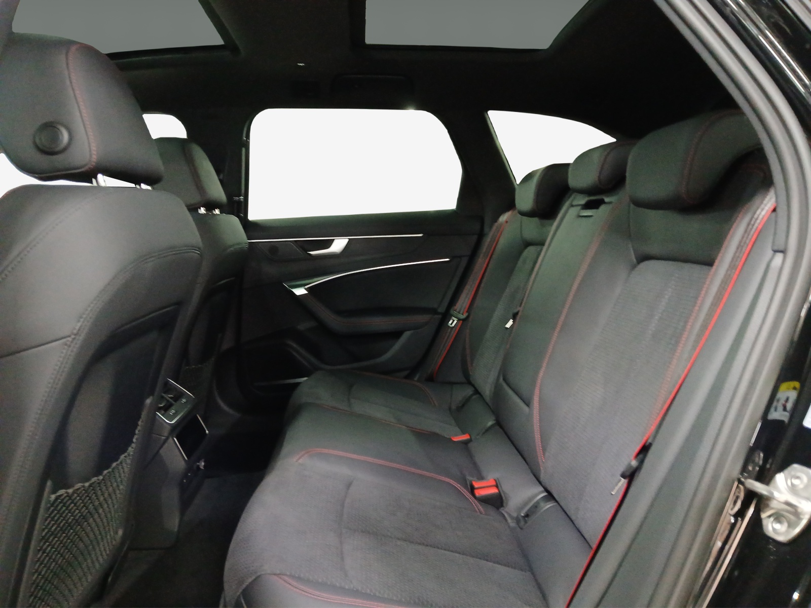 AUDI A6 Avant 50 TFSIe Attraction S line quattro S-tronic-image-10