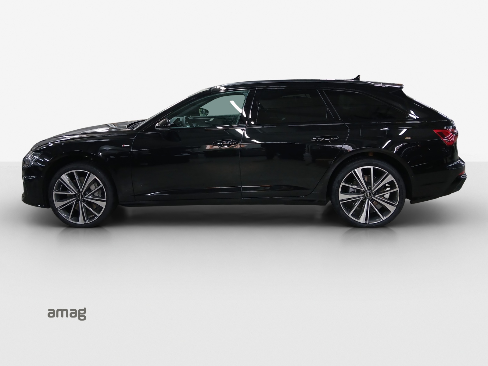 AUDI A6 Avant 50 TFSIe Attraction S line quattro S-tronic-image-0