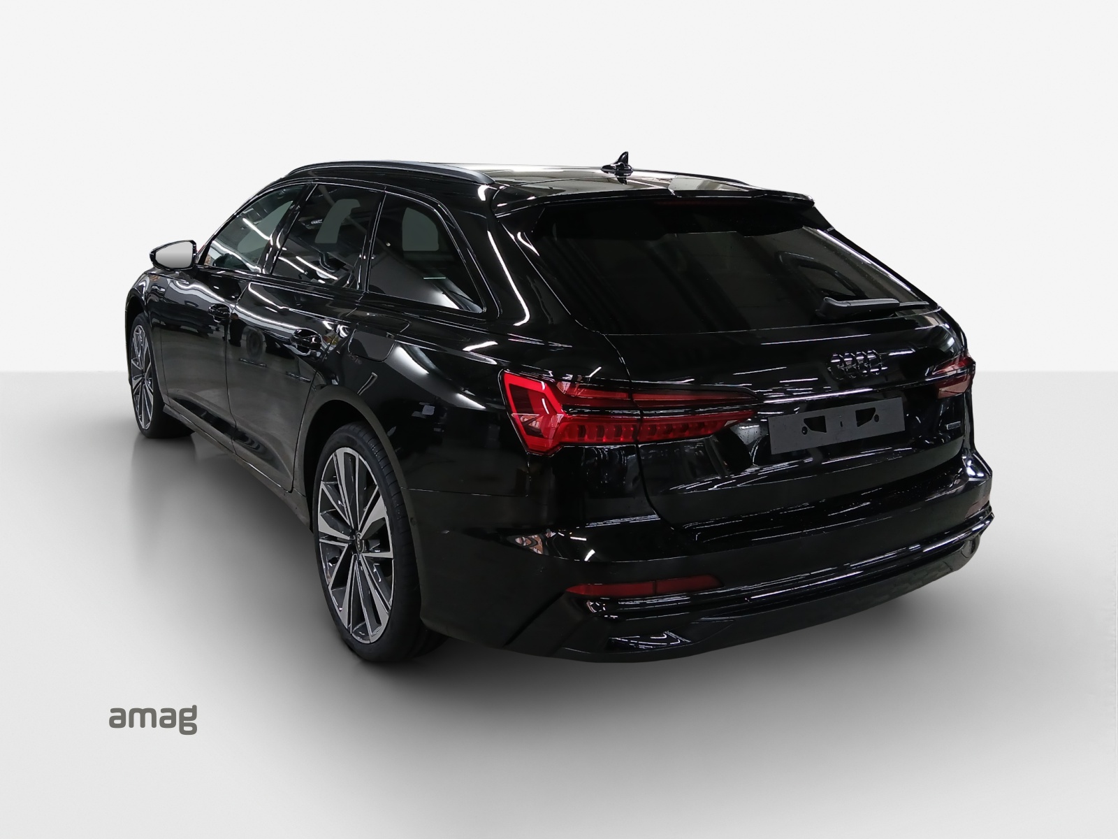 AUDI A6 Avant 50 TFSIe Attraction S line quattro S-tronic-image-1