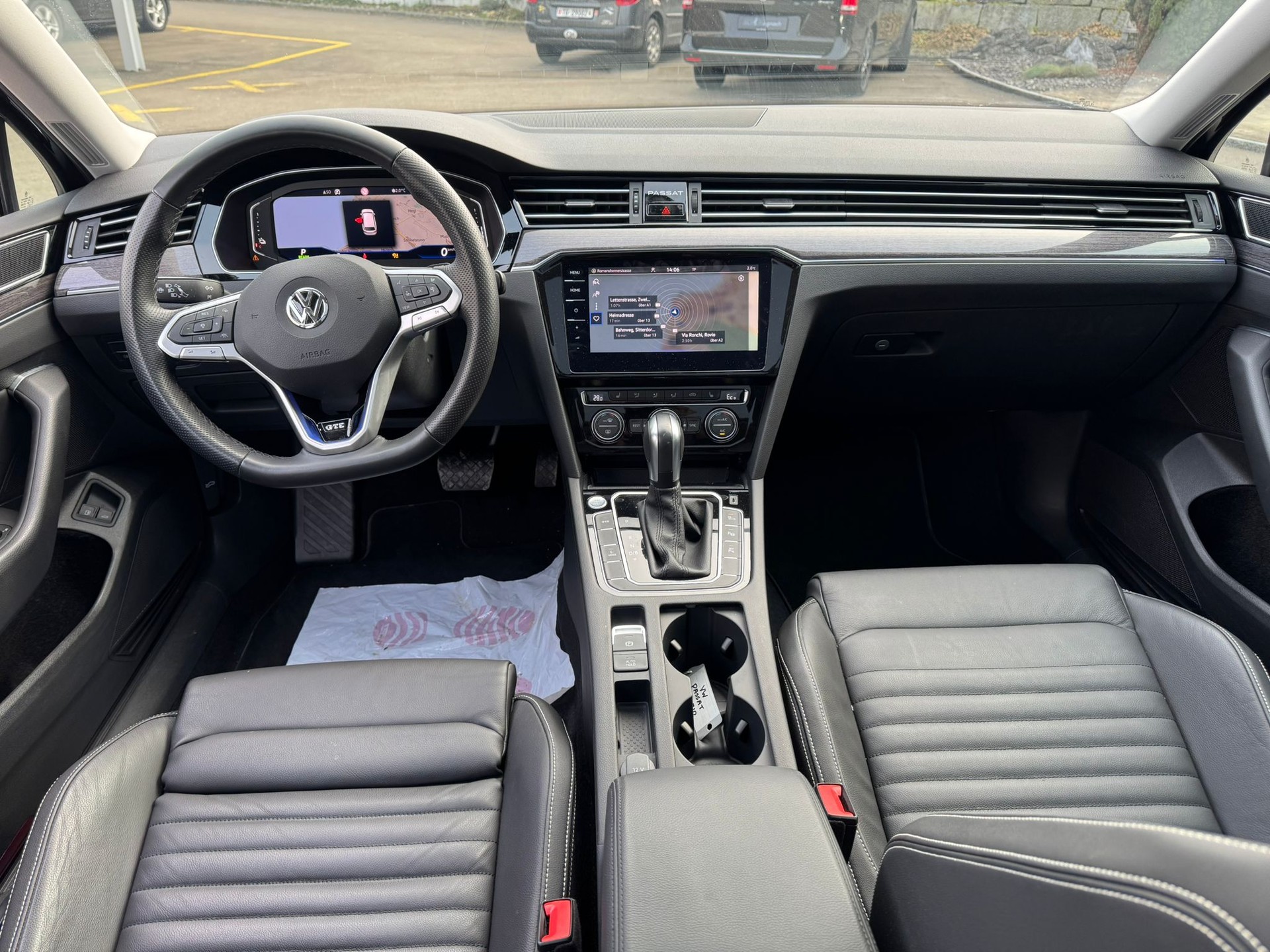 VW Passat Variant 1.4 TSI GTE Hybrid DSG-image-13
