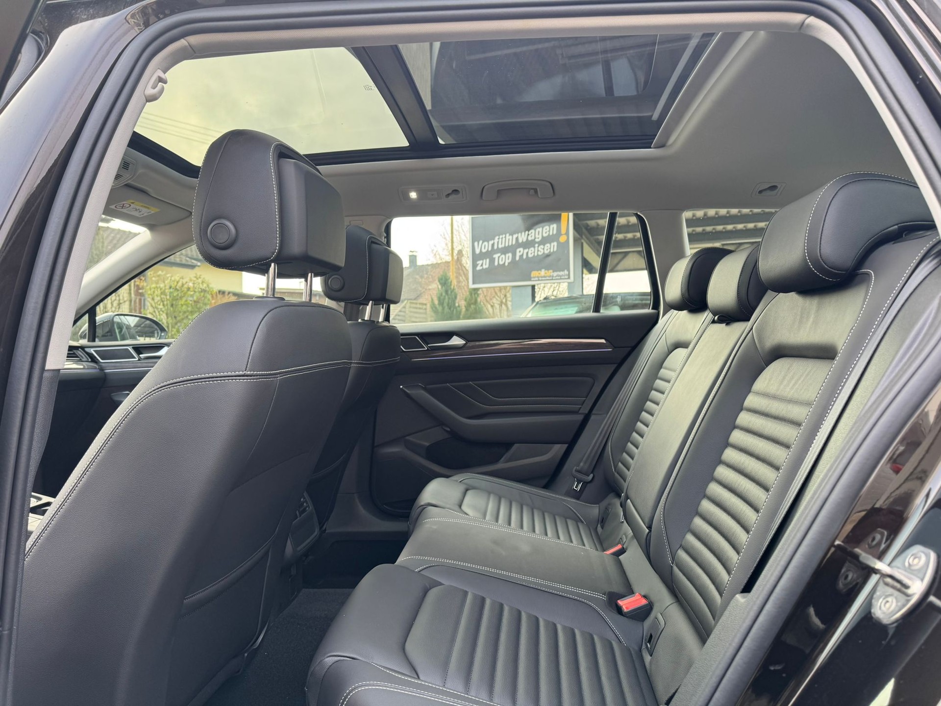 VW Passat Variant 1.4 TSI GTE Hybrid DSG-image-9