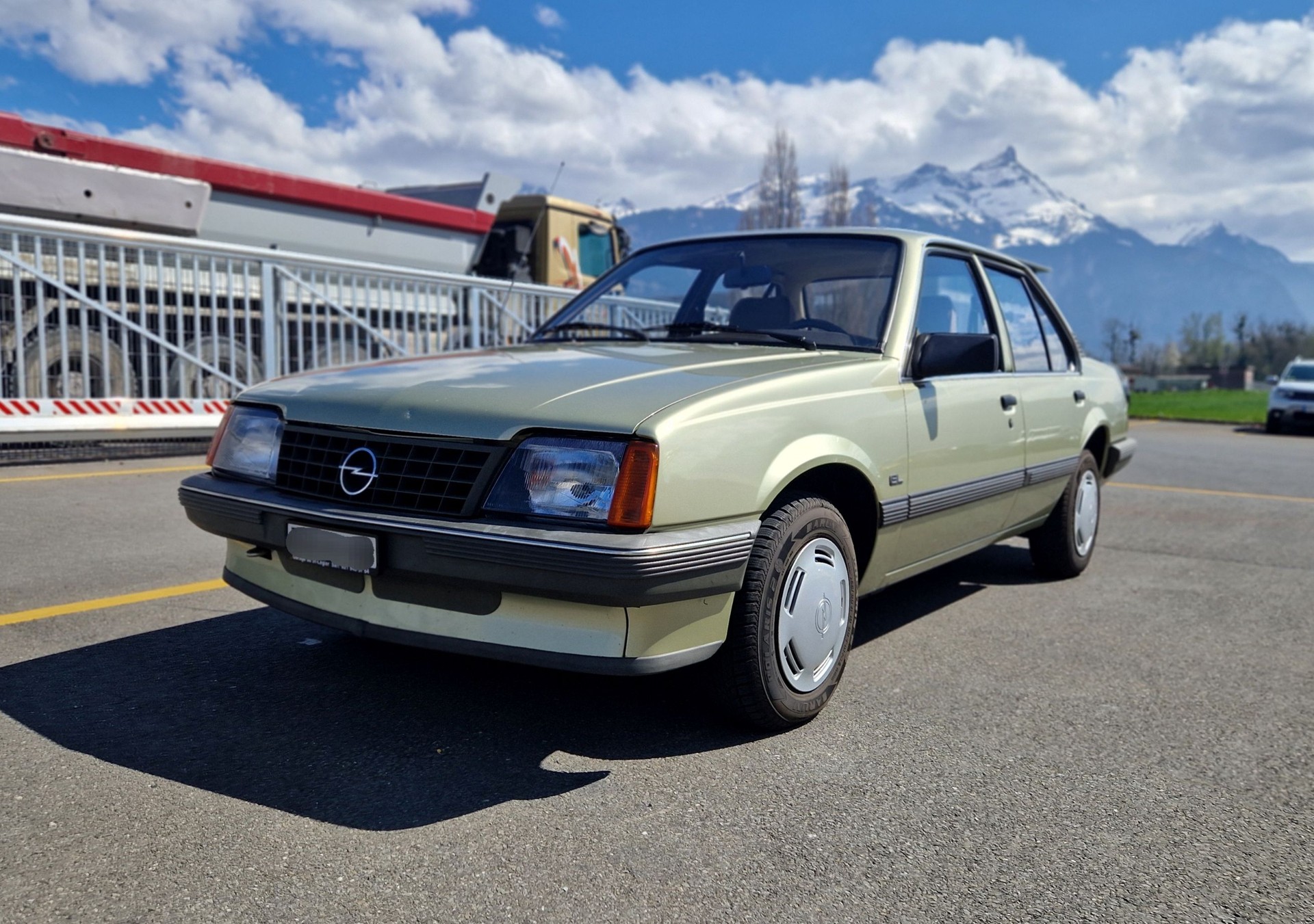OPEL Ascona 1800i GL
