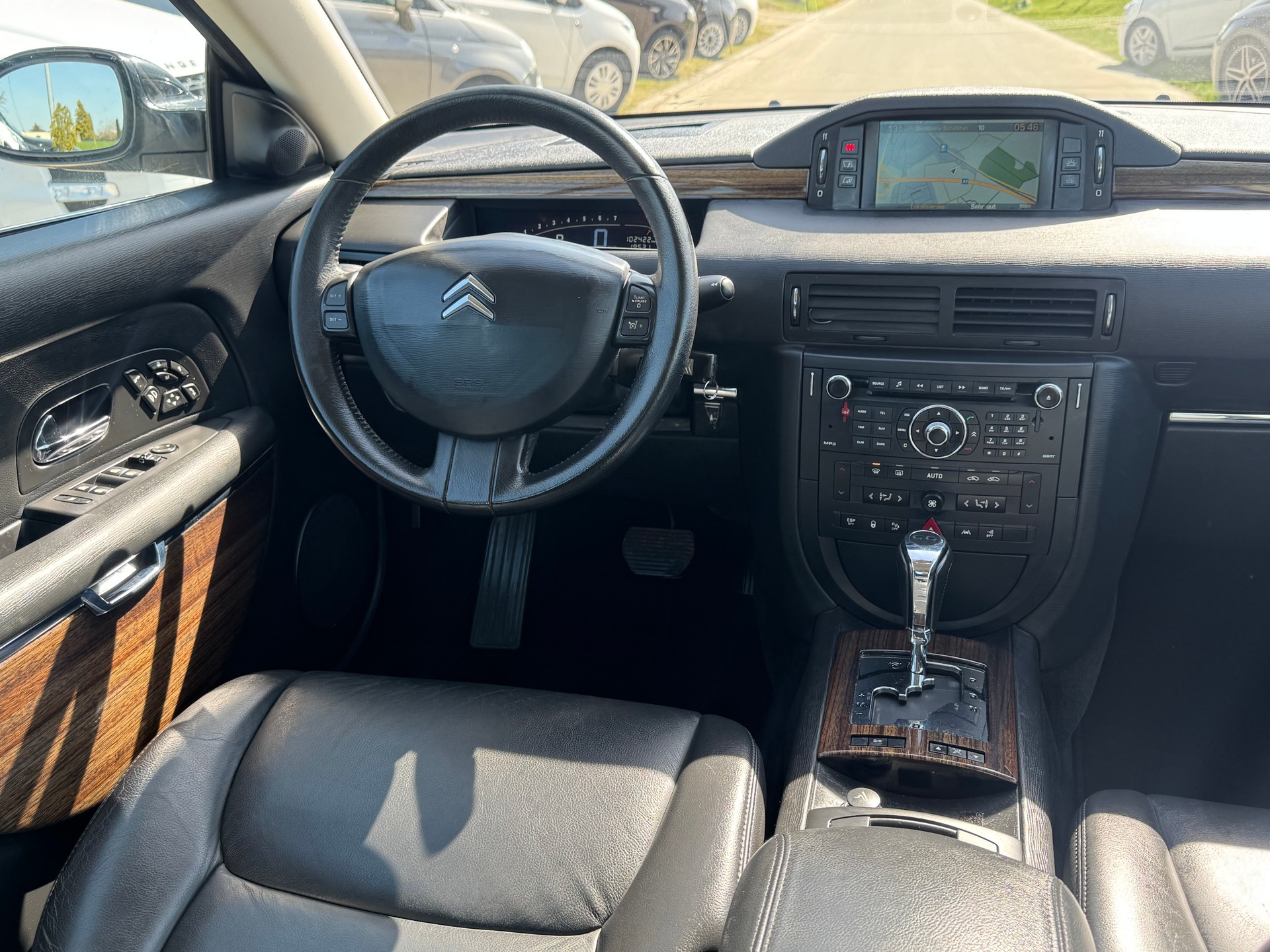 CITROEN C6 Sedan 3.0i V6 Exclusive Automatic-image-8