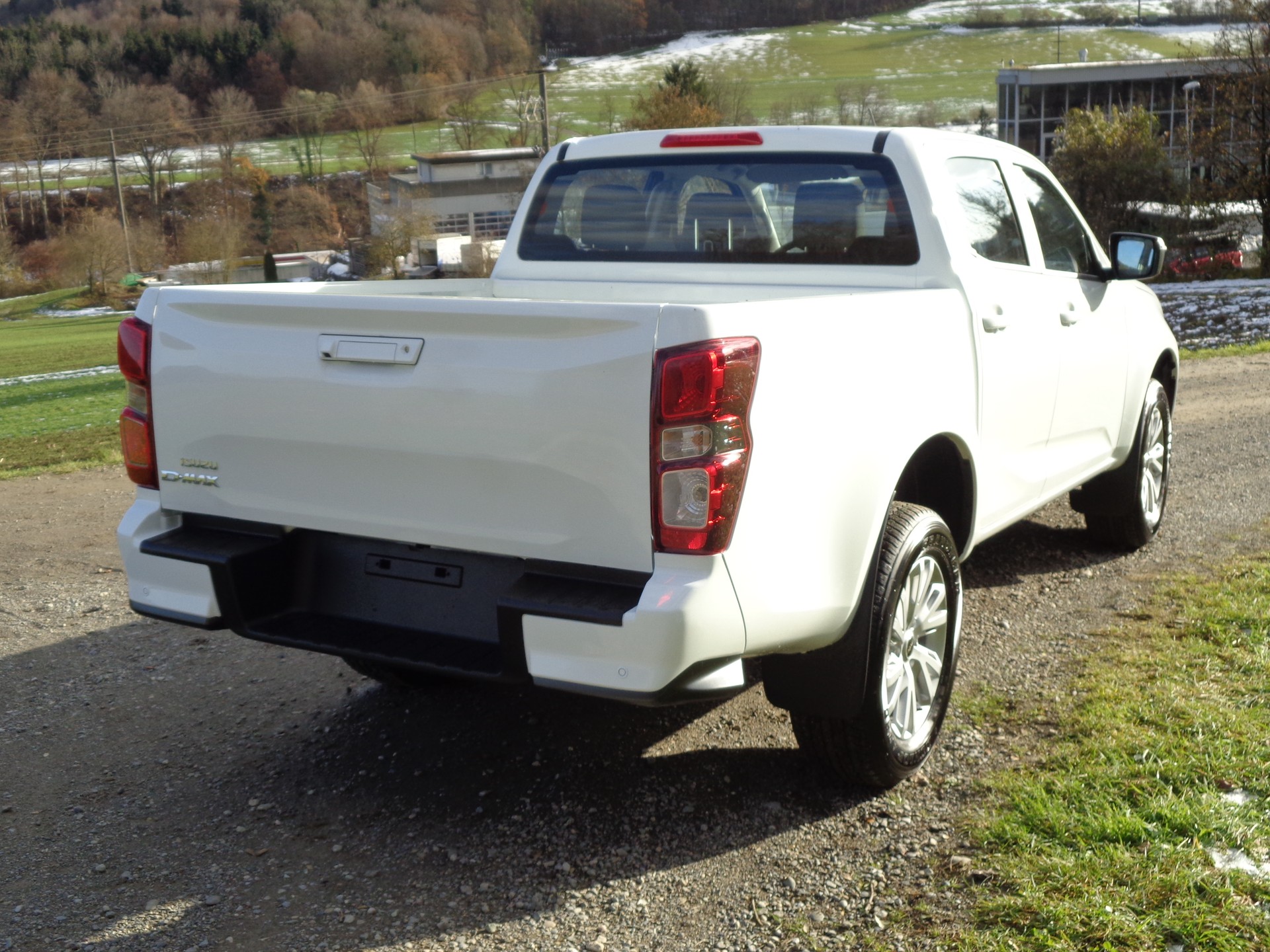 ISUZU N60 Crew BB+-image-2