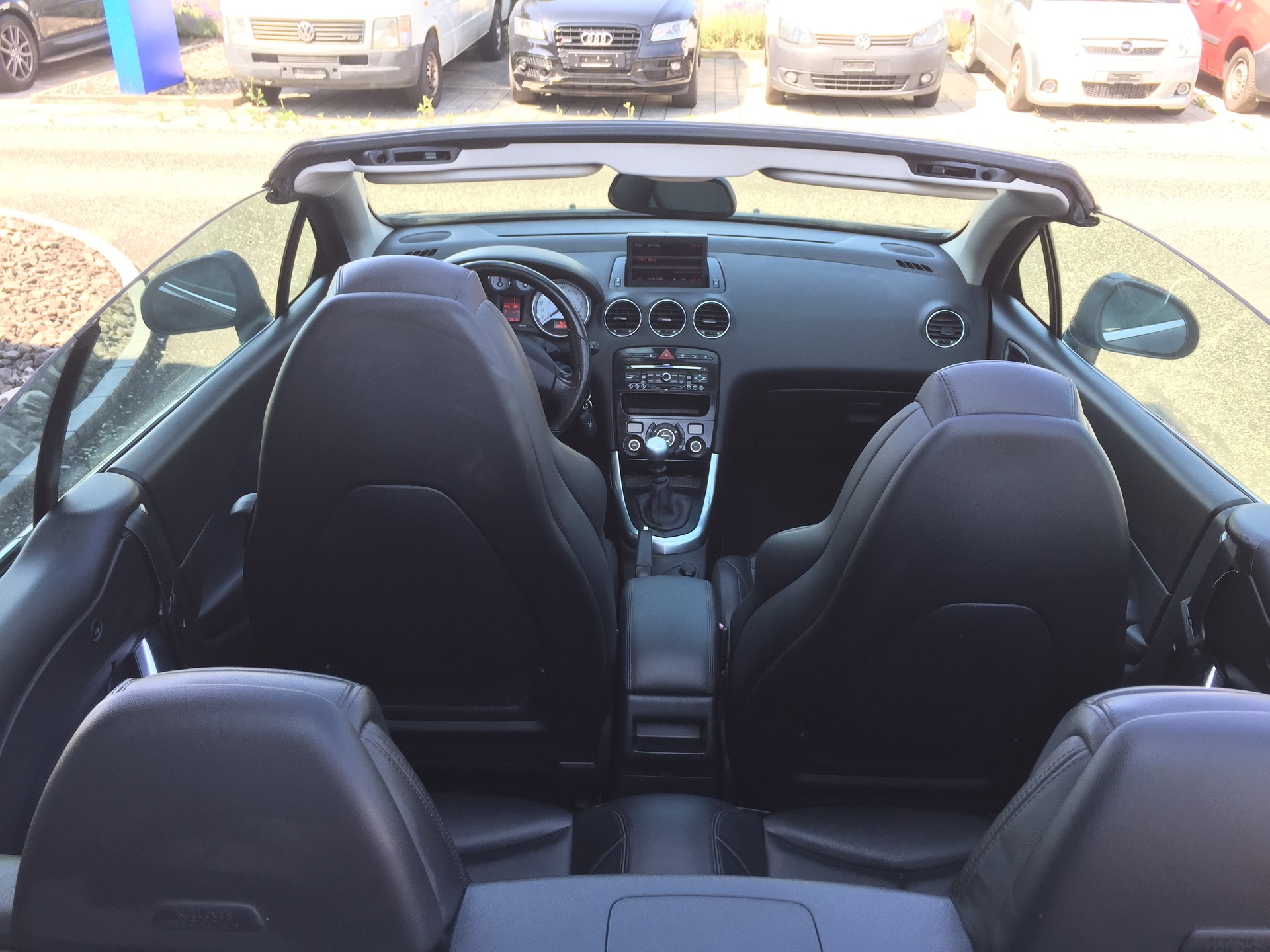 PEUGEOT 308 CC 1.6 16V Turbo Allure-image-6