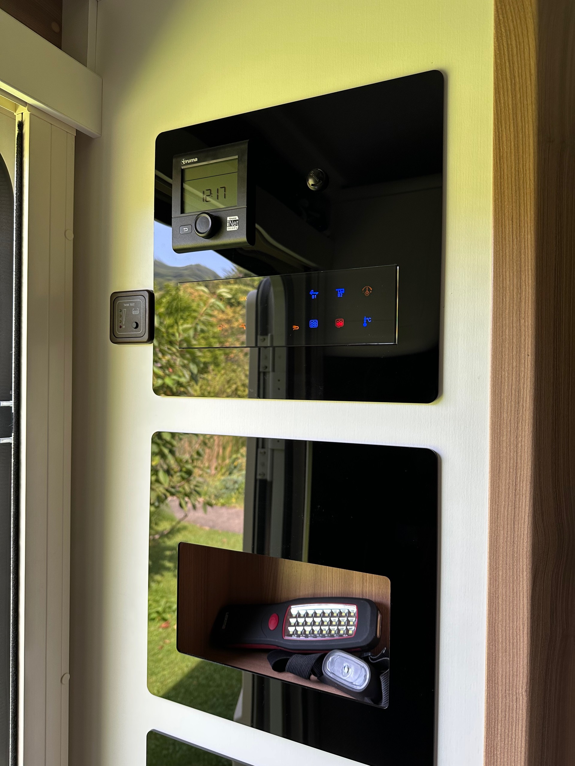 ADRIA Coral Axess S 670 SL-image-12