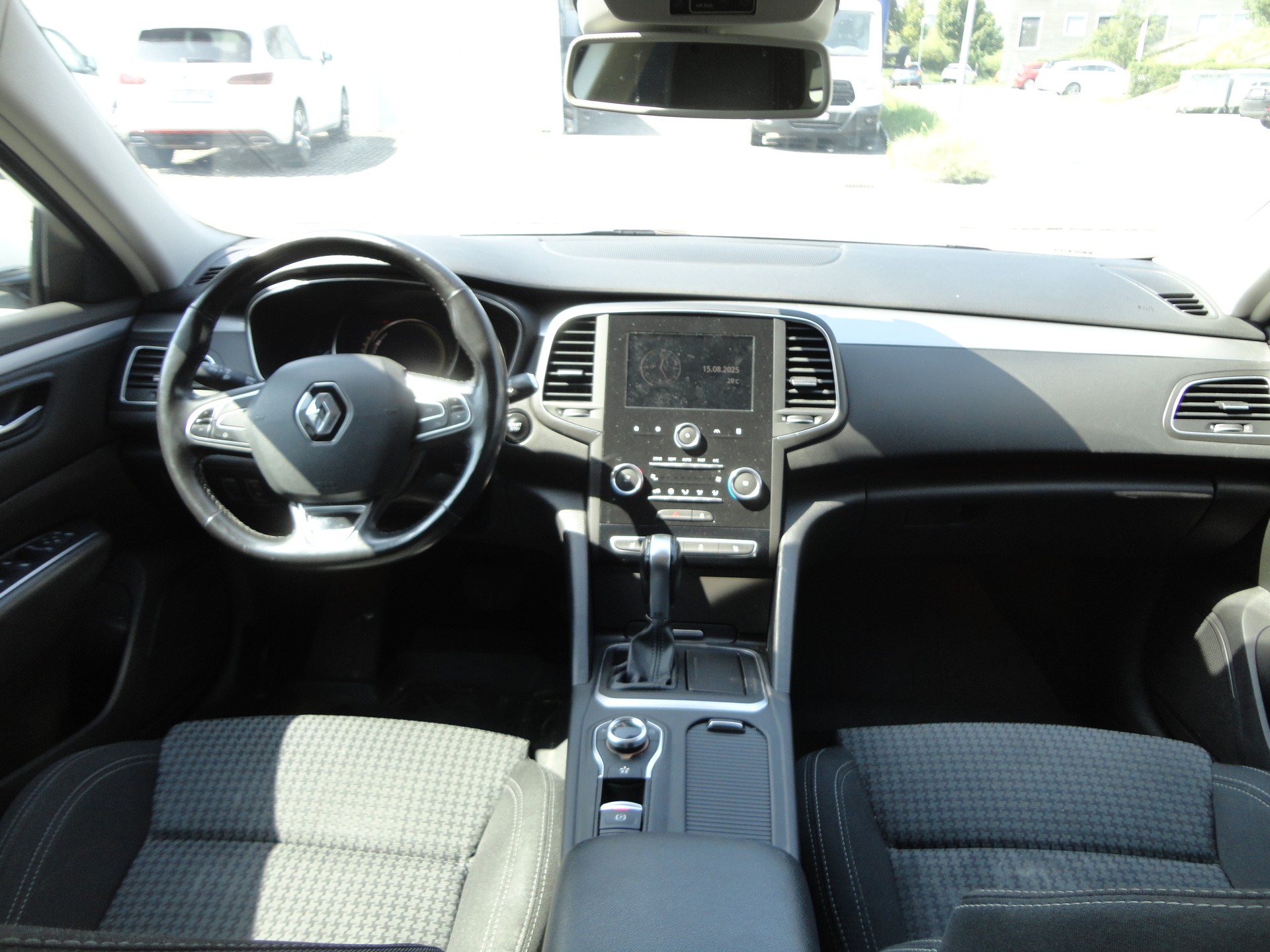 RENAULT Talisman Grandtour 1.6 dCi Business Line EDC-image-13