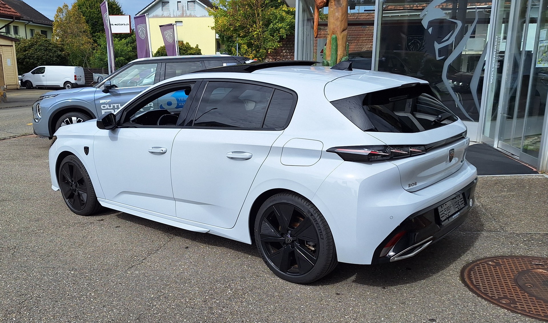 PEUGEOT 308 1.6 PHEV 225 GT / Helvetia-image-1