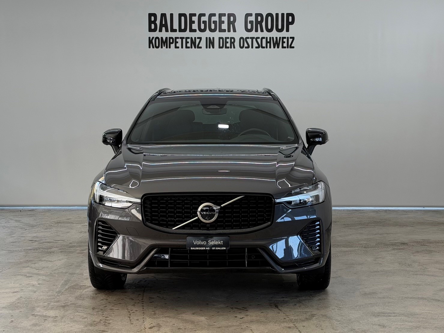 VOLVO XC60 2.0 T6 TE Plus Dark eAWD-image-8