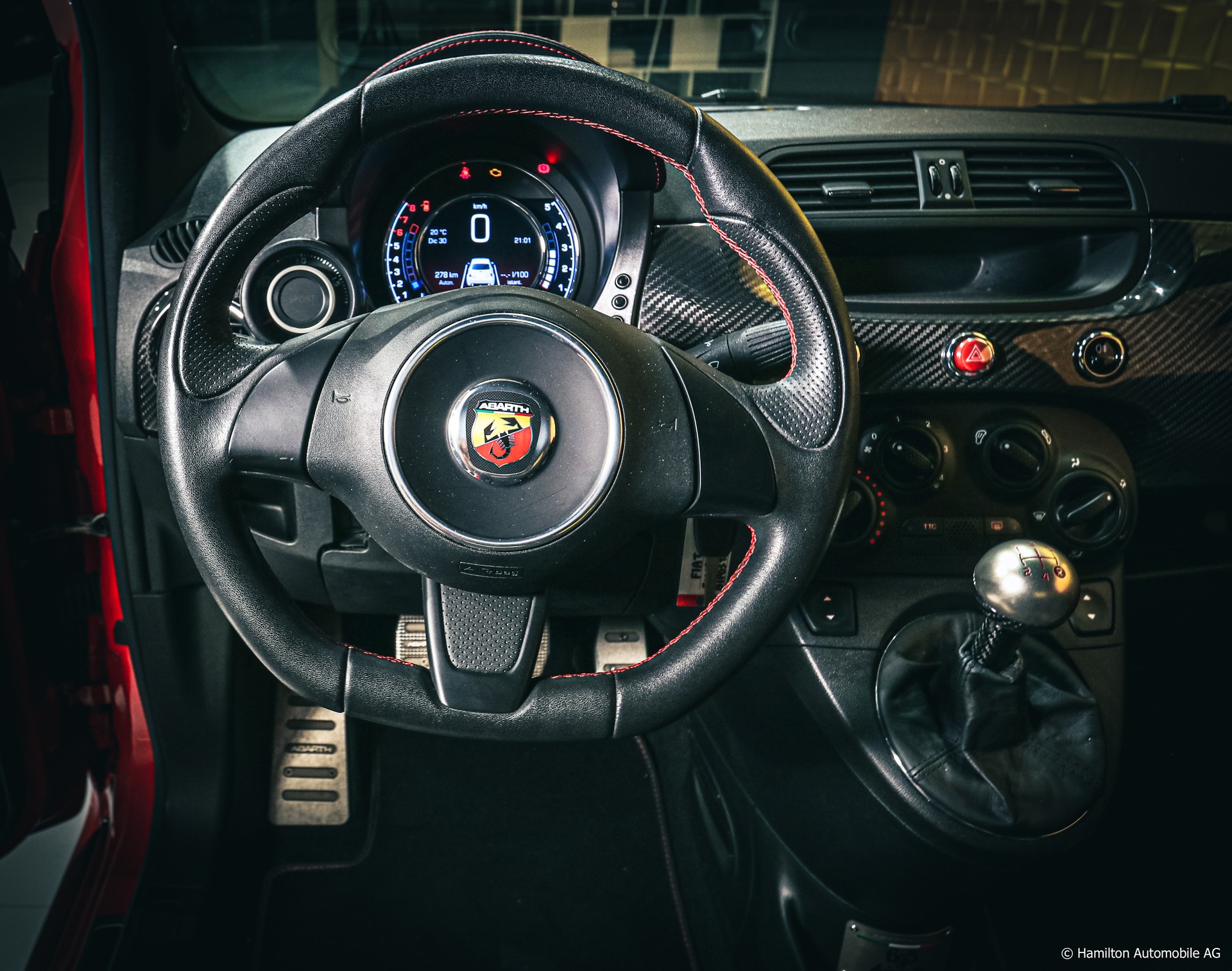 FIAT 695 1.4 16V Turbo Abarth Biposto-image-10