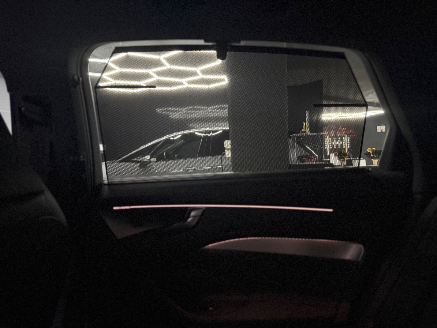 AUDI A6 Lim. TDI quattro S-Line-image-13