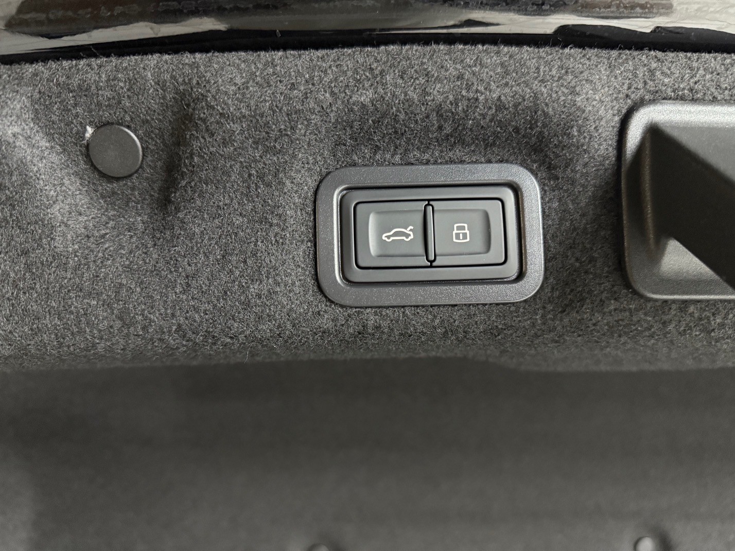 AUDI A6 Lim. TDI quattro S-Line-image-18