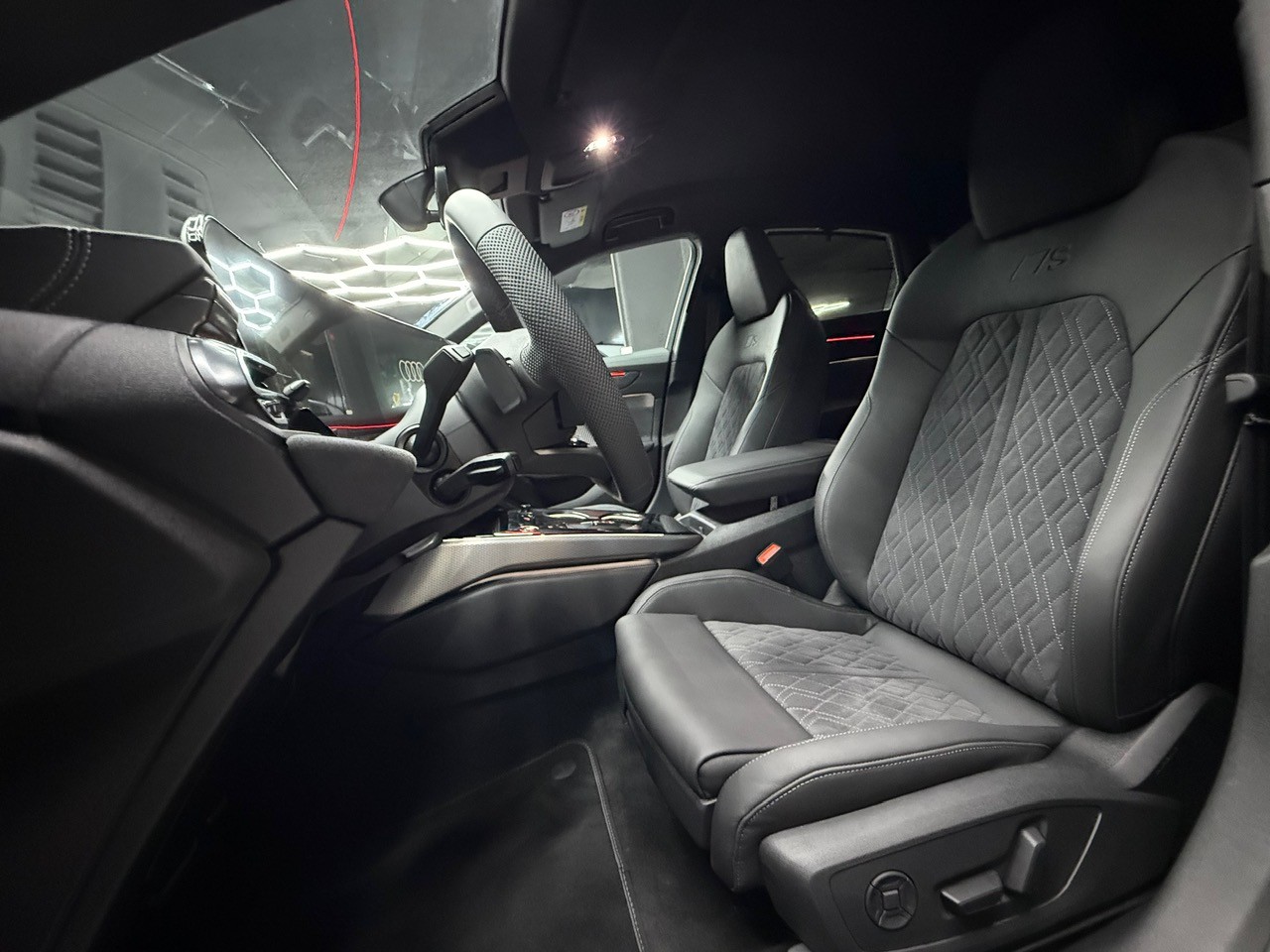 AUDI A6 Lim. TDI quattro S-Line-image-7