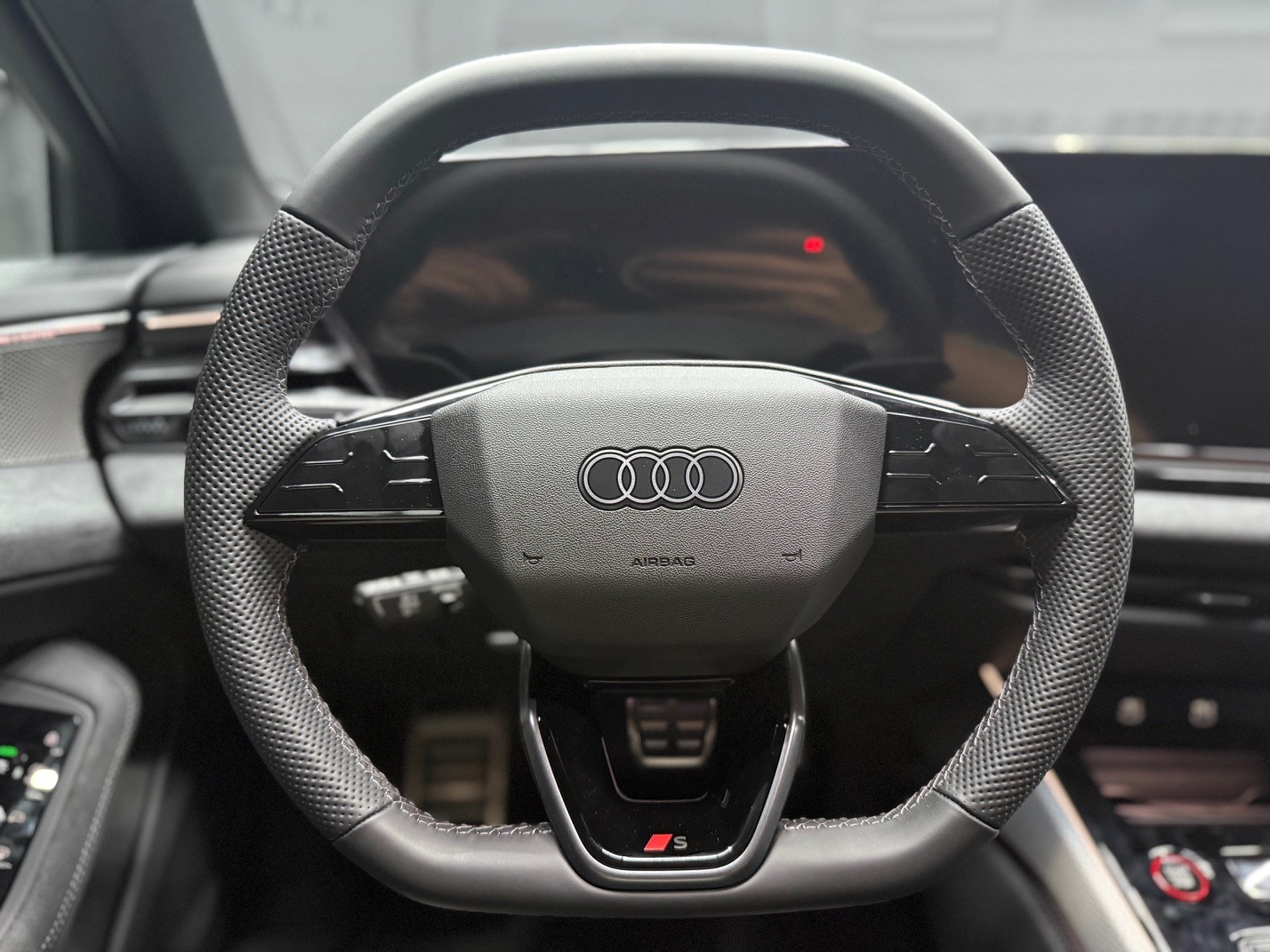 AUDI A6 Lim. TDI quattro S-Line-image-12
