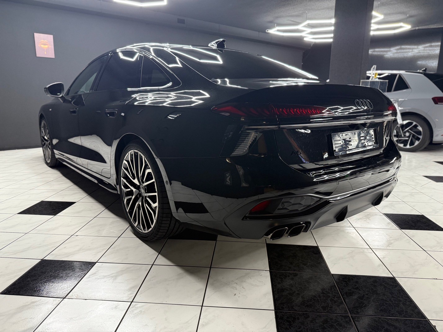 AUDI A6 Lim. TDI quattro S-Line-image-6