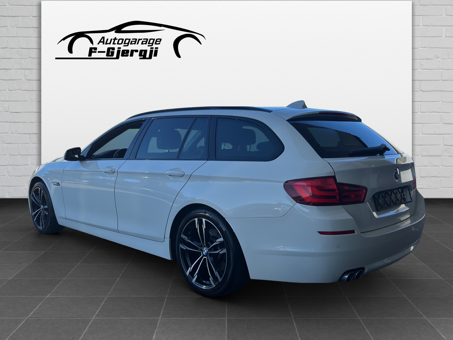 BMW 525d Touring xDrive Steptronic-image-3