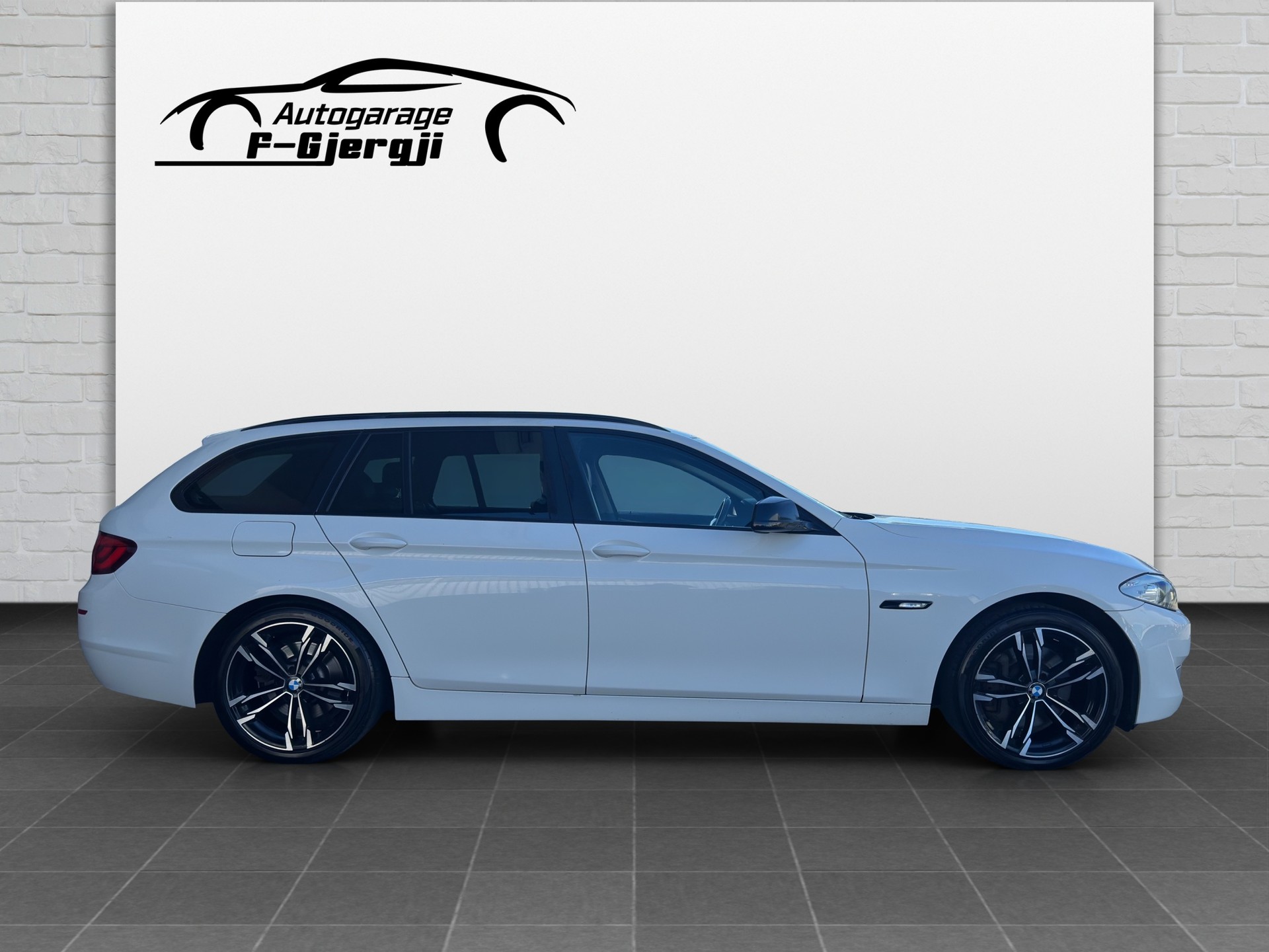 BMW 525d Touring xDrive Steptronic-image-6