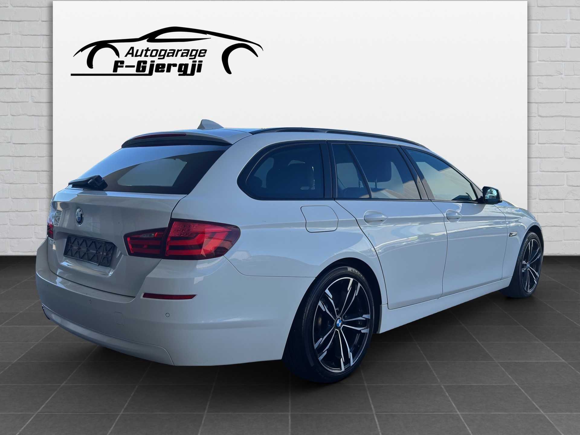 BMW 525d Touring xDrive Steptronic-image-5