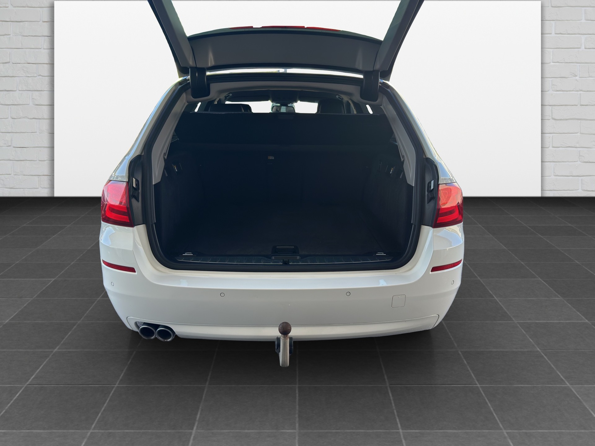 BMW 525d Touring xDrive Steptronic-image-13