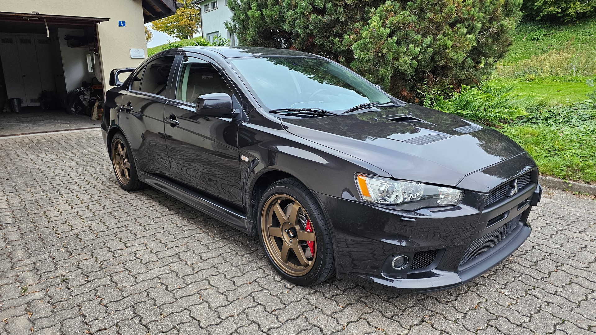 MITSUBISHI Lancer Evo X Final Edition-image-1