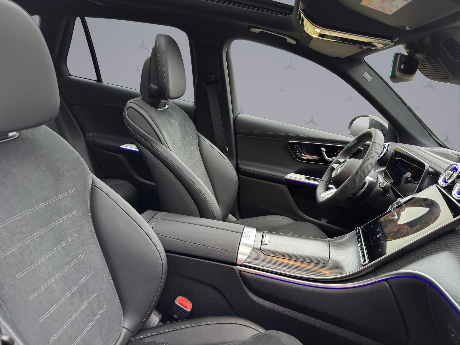 MERCEDES-BENZ GLC 220 d AMG Line 4matic-image-17