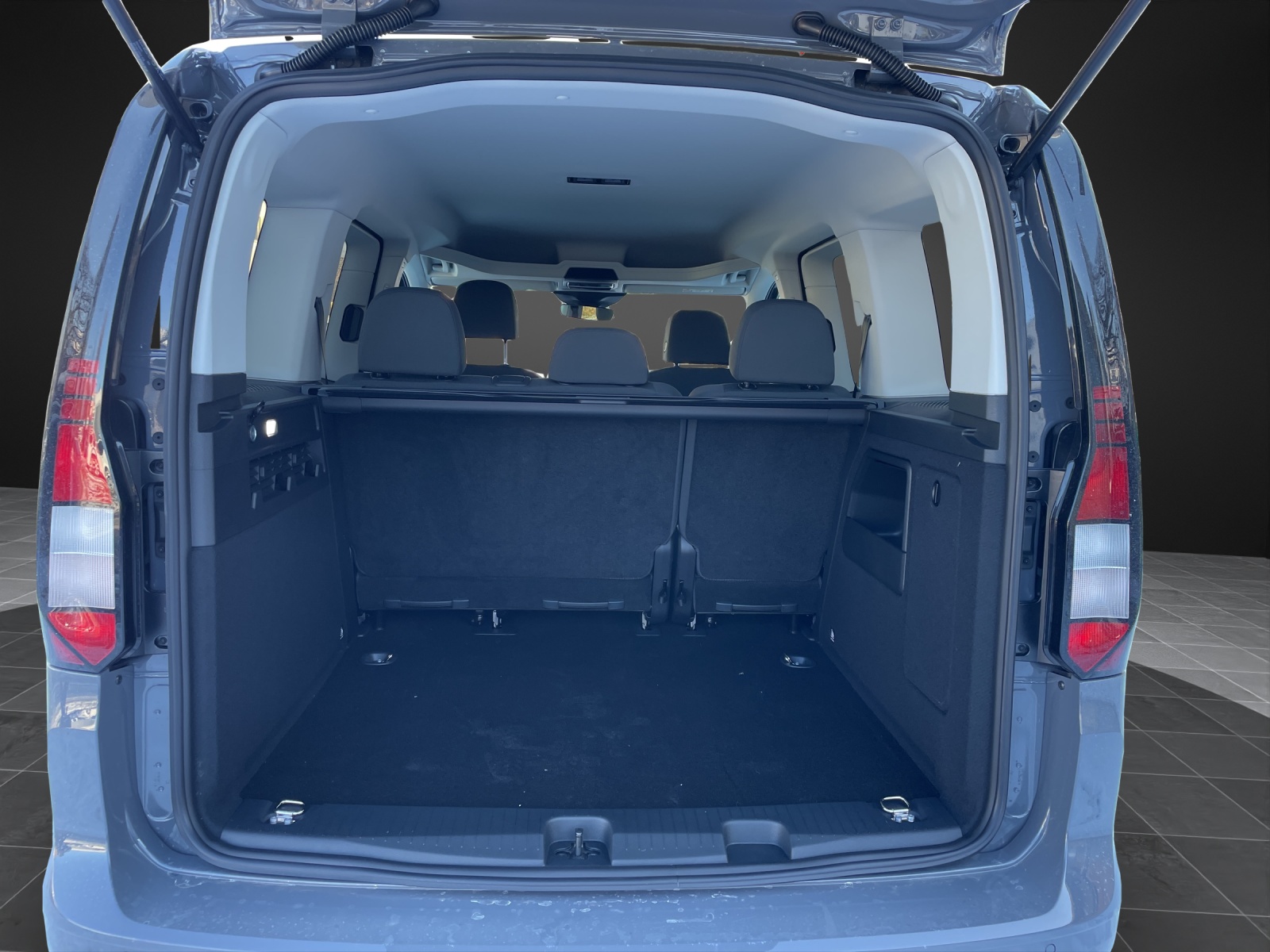 VW Caddy 2.0 TDI 4Motion-image-12